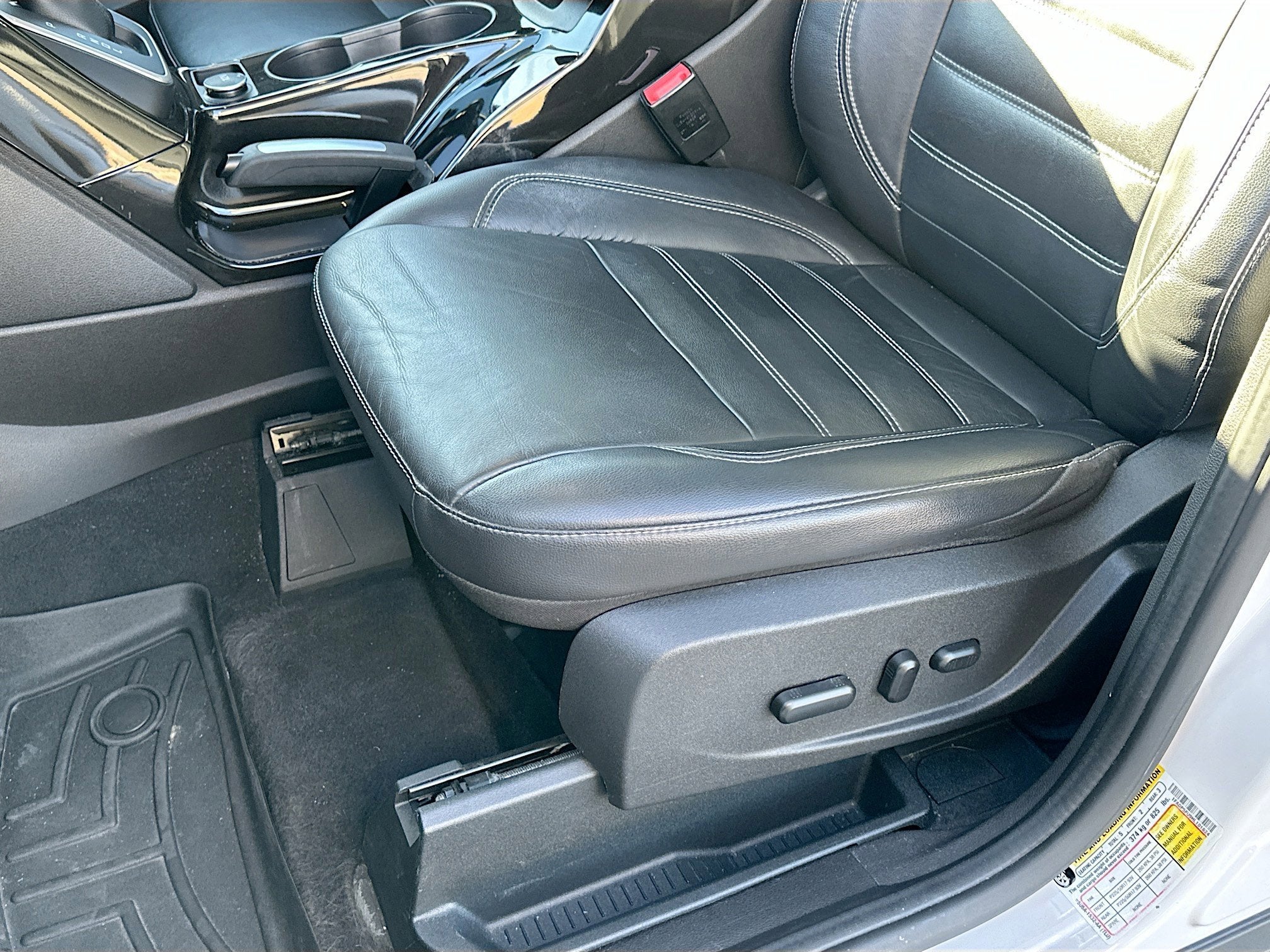 2017 Ford C-Max Energi Titanium