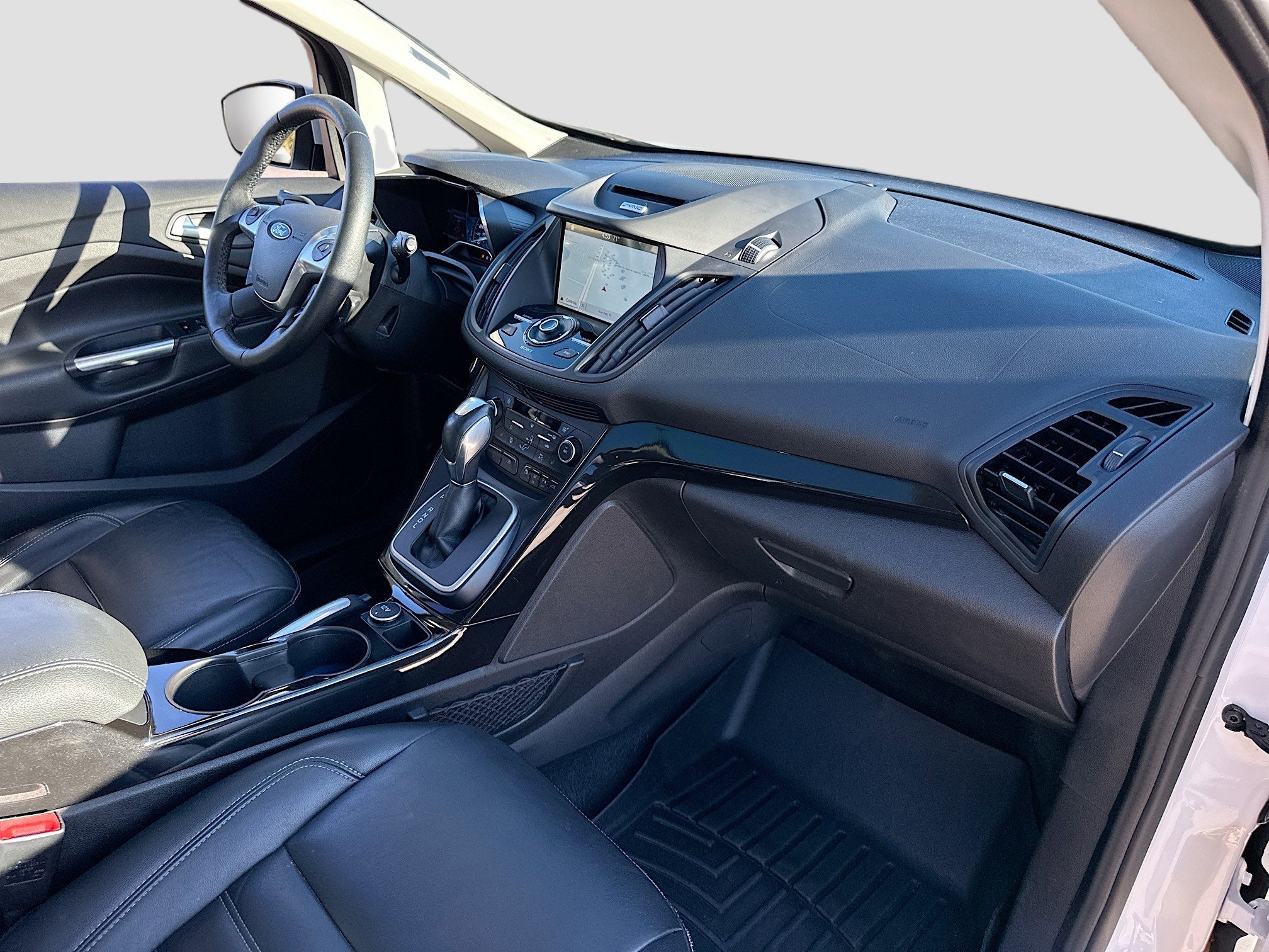 2017 Ford C-Max Energi Titanium