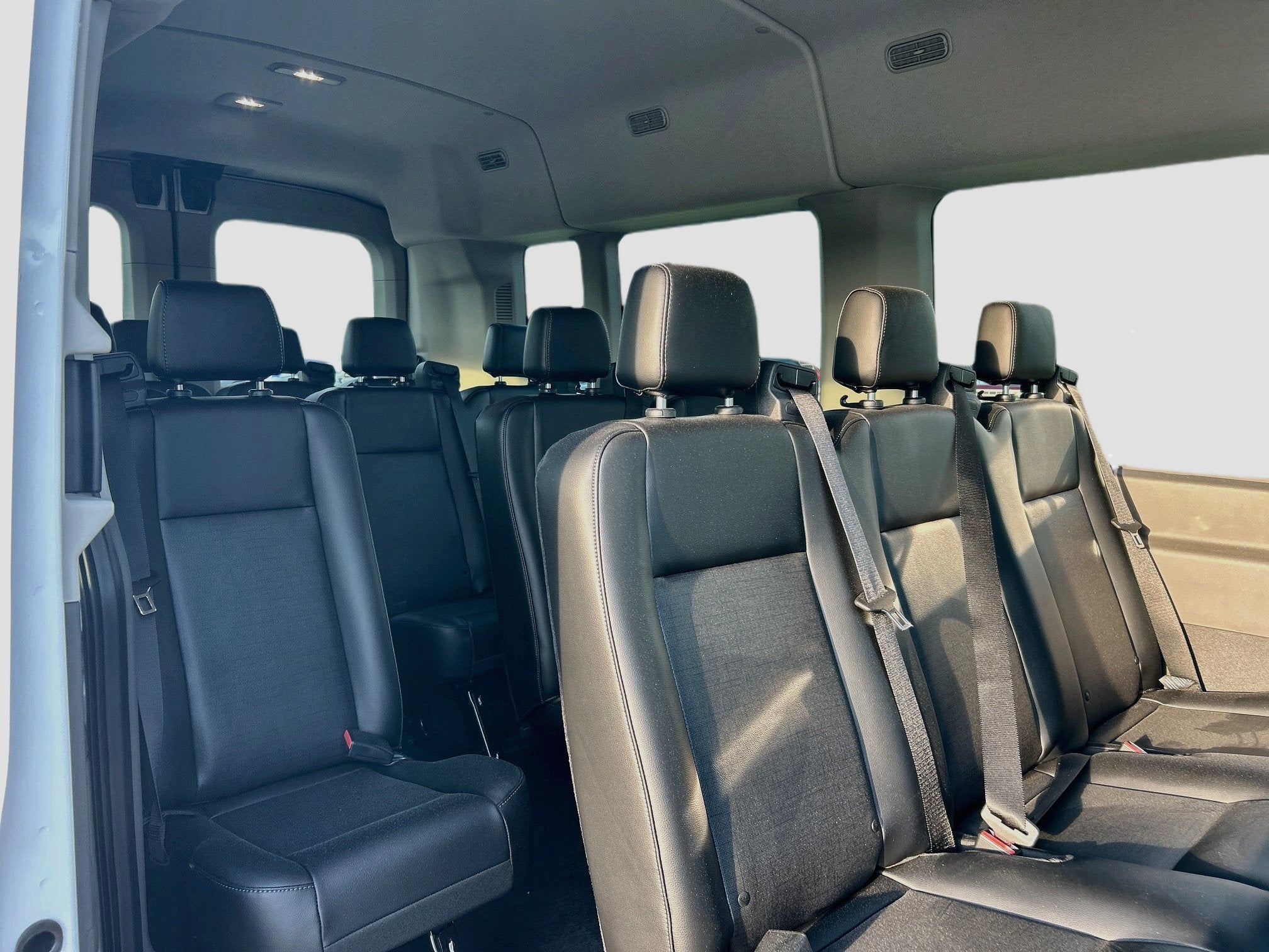 2026 Ford Transit Passenger Wagon XL