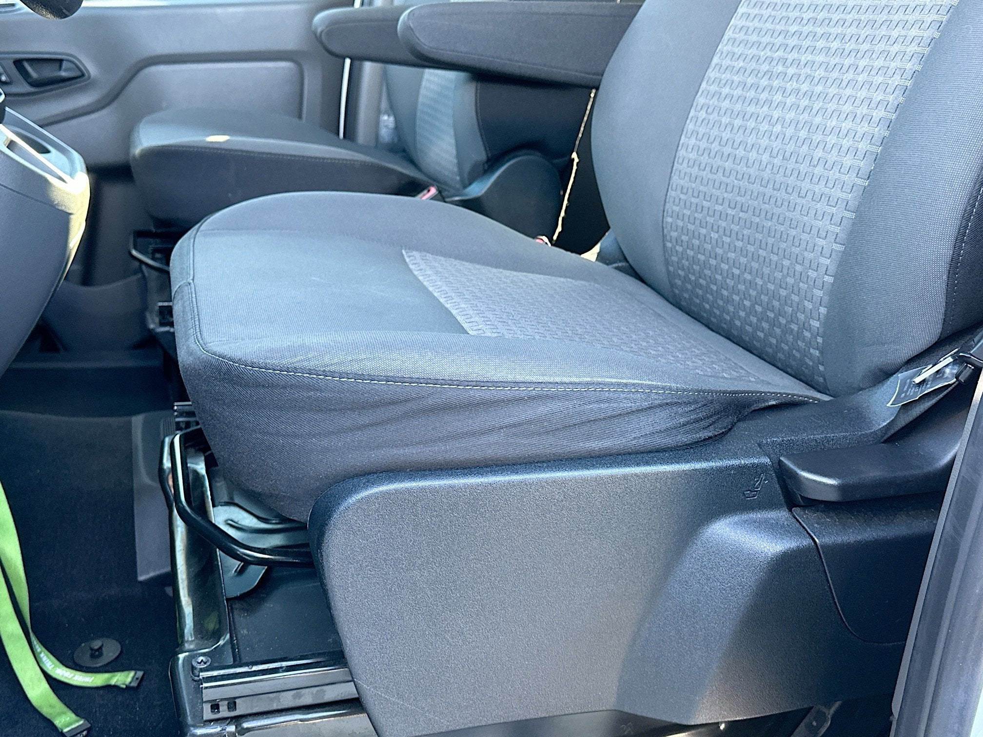 2021 Ford Transit Passenger Wagon XL