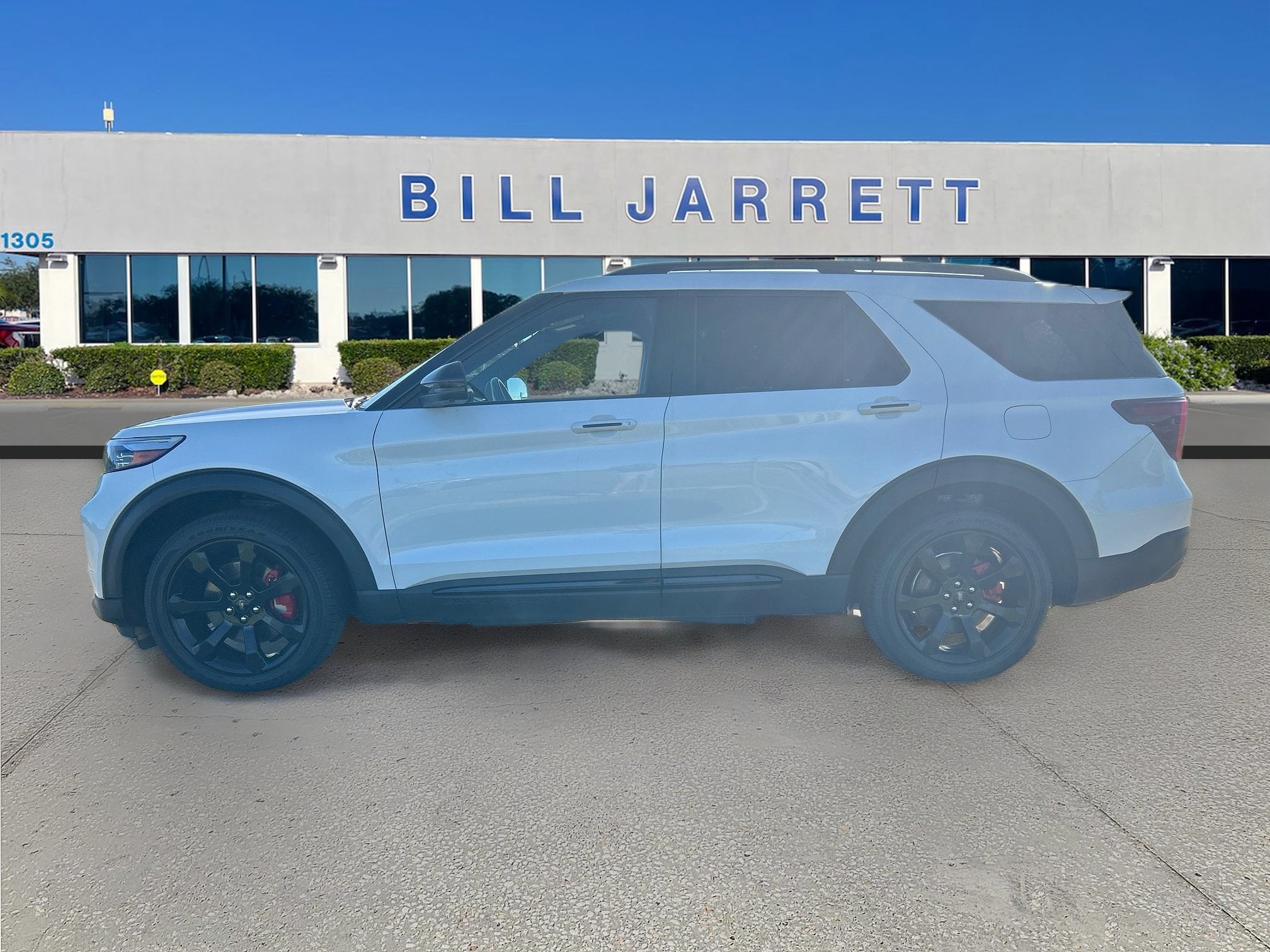 2022 Ford Explorer ST