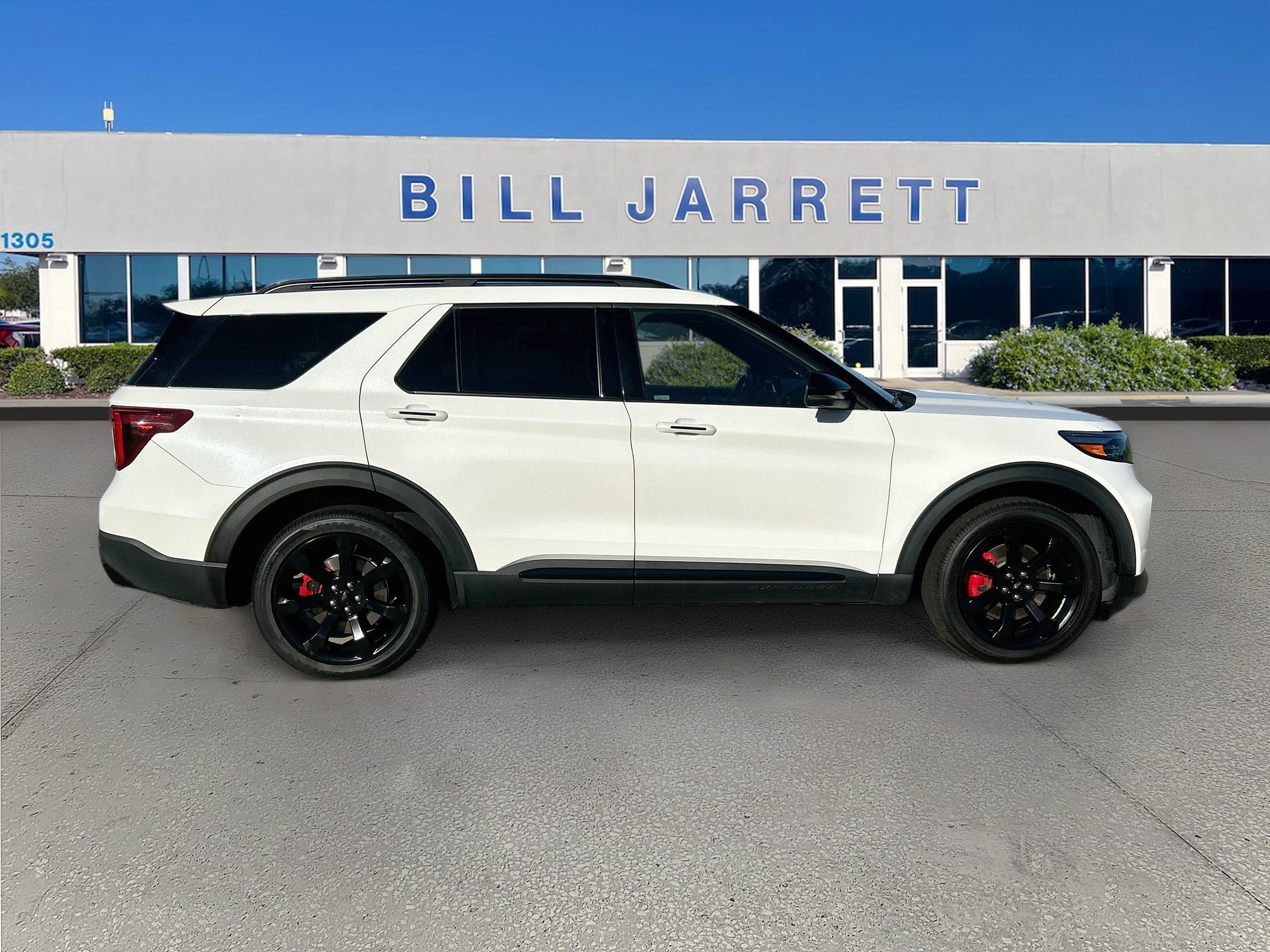 2022 Ford Explorer ST
