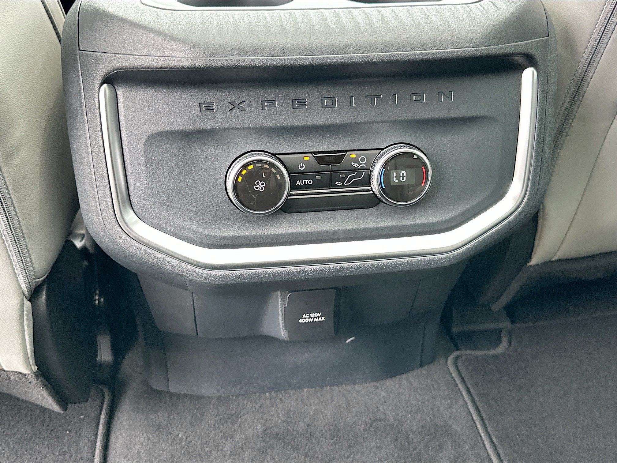 2026 Ford Expedition Active