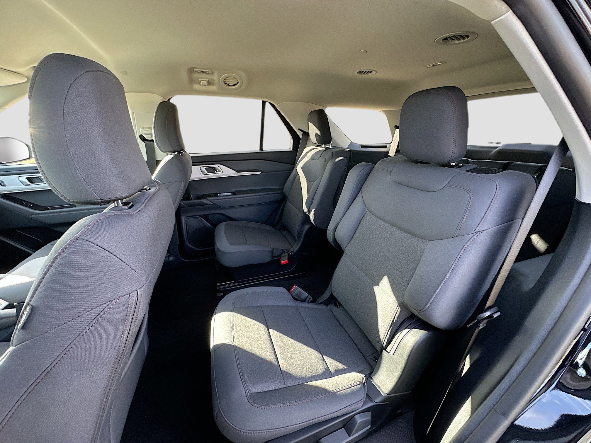 2026 Ford Explorer Active w/100A Pkg