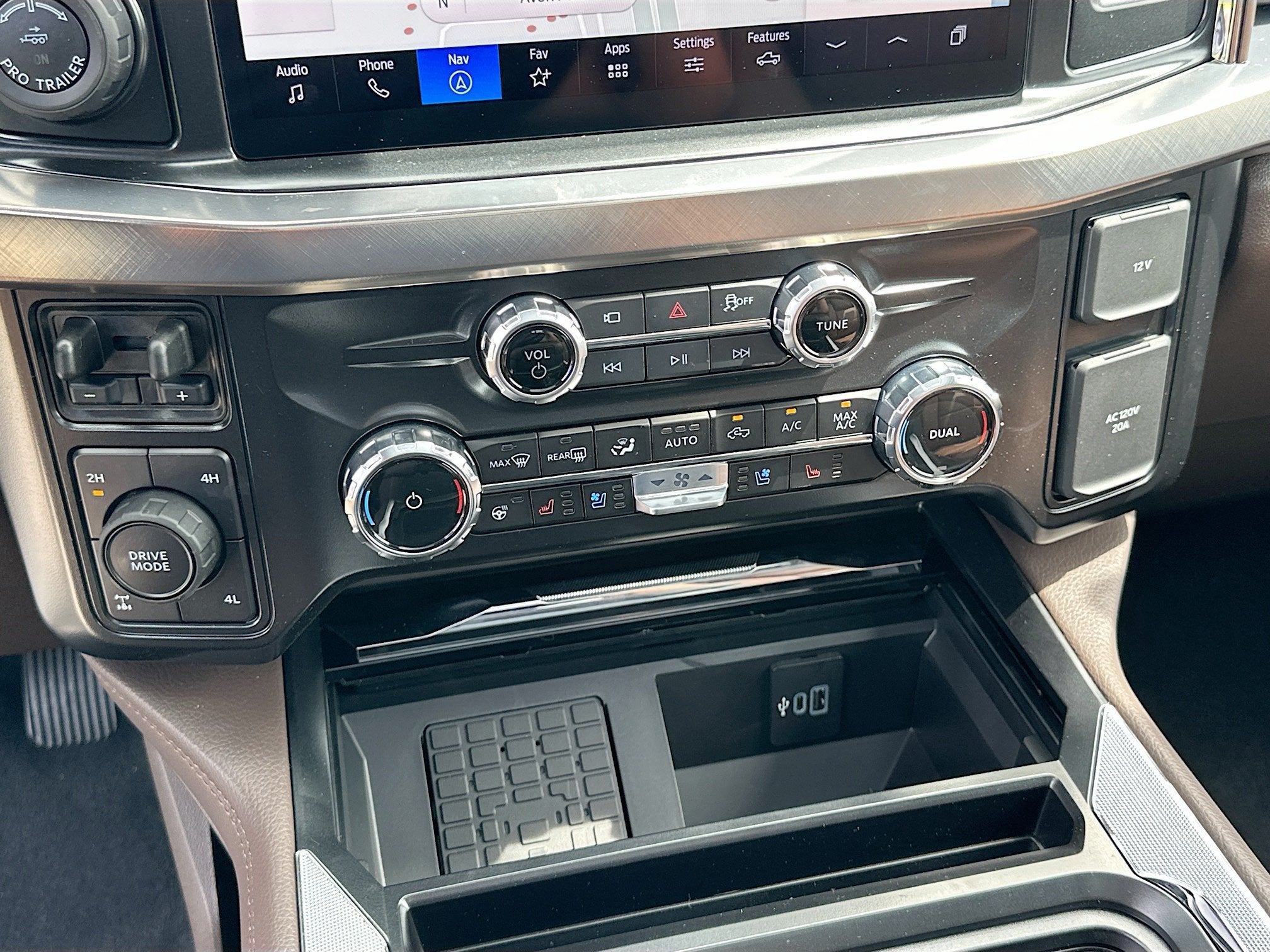 2026 Ford F-350SD F-350® King Ranch®
