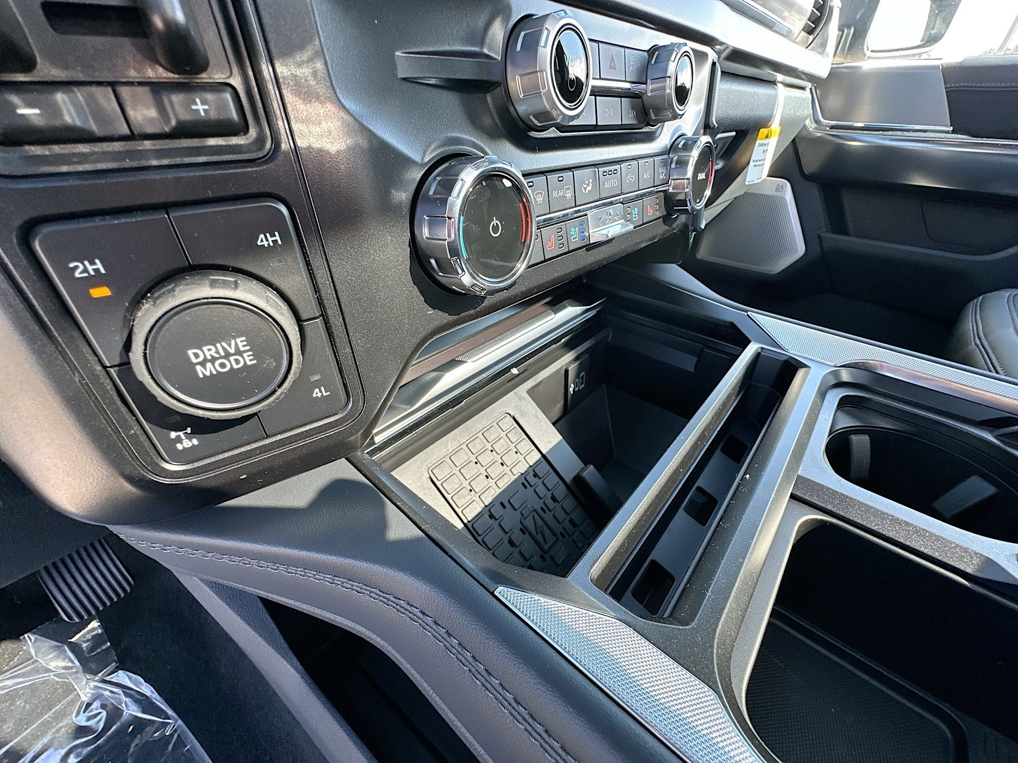 2026 Ford F-350SD F-350® Platinum®