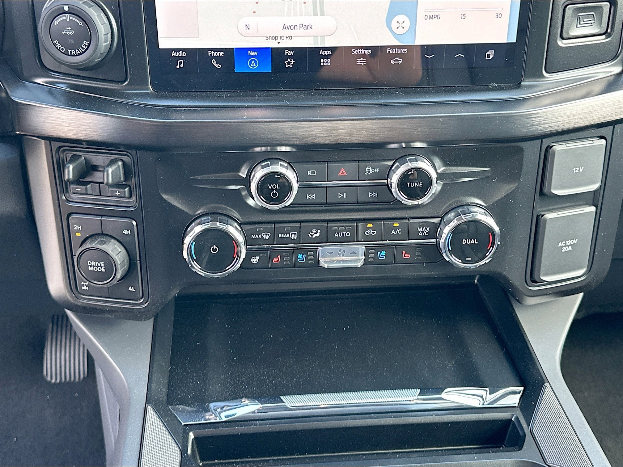 2026 Ford F-350SD F-350® Lariat®