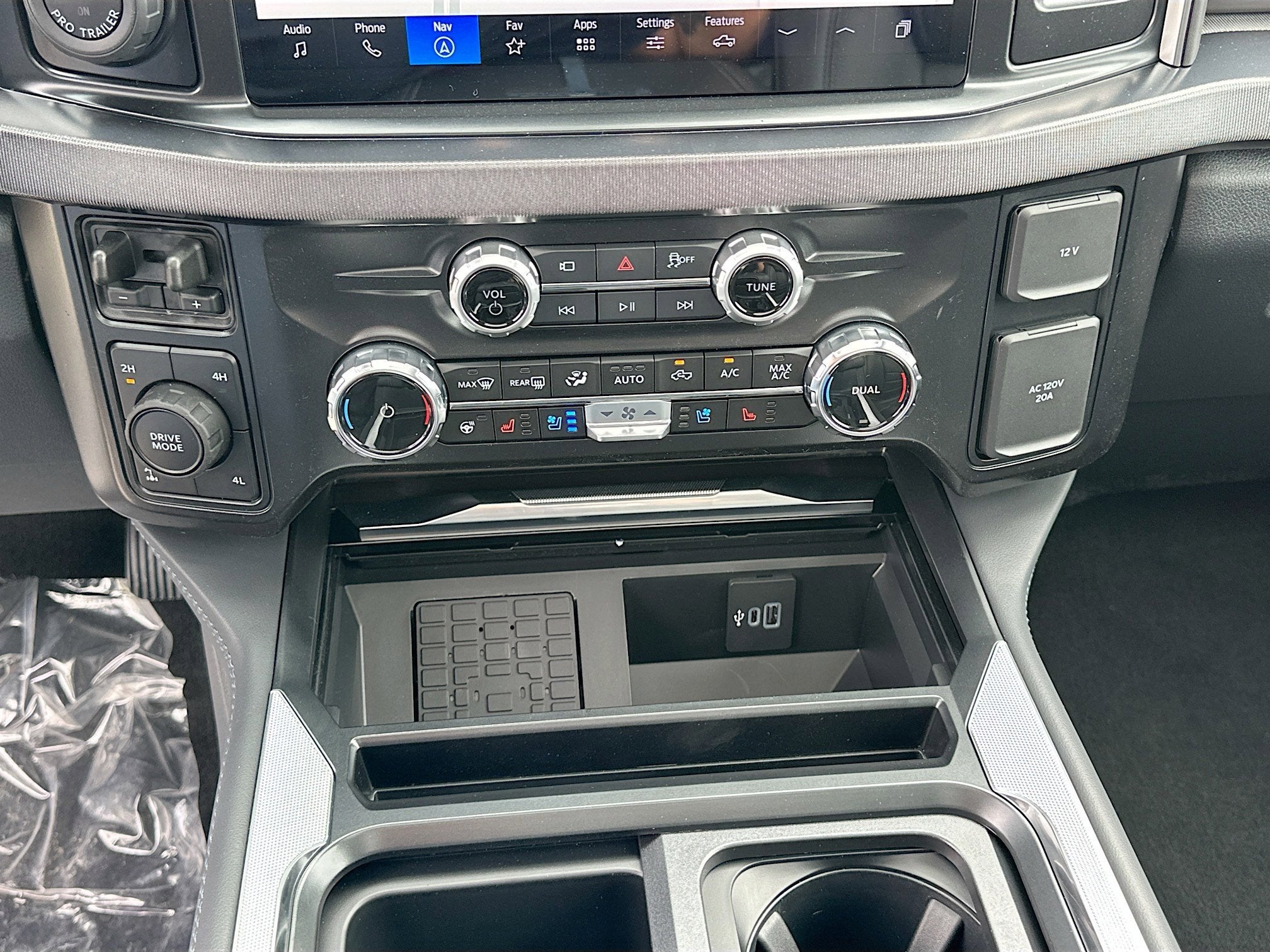 2026 Ford F-350SD F-350® Platinum®