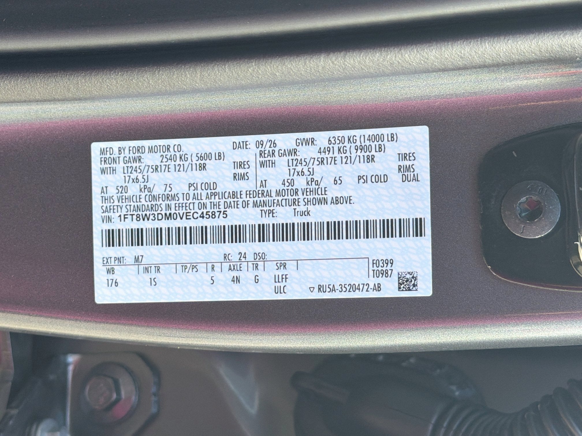 2027 Ford Super Duty F-350 DRW F-350® XL