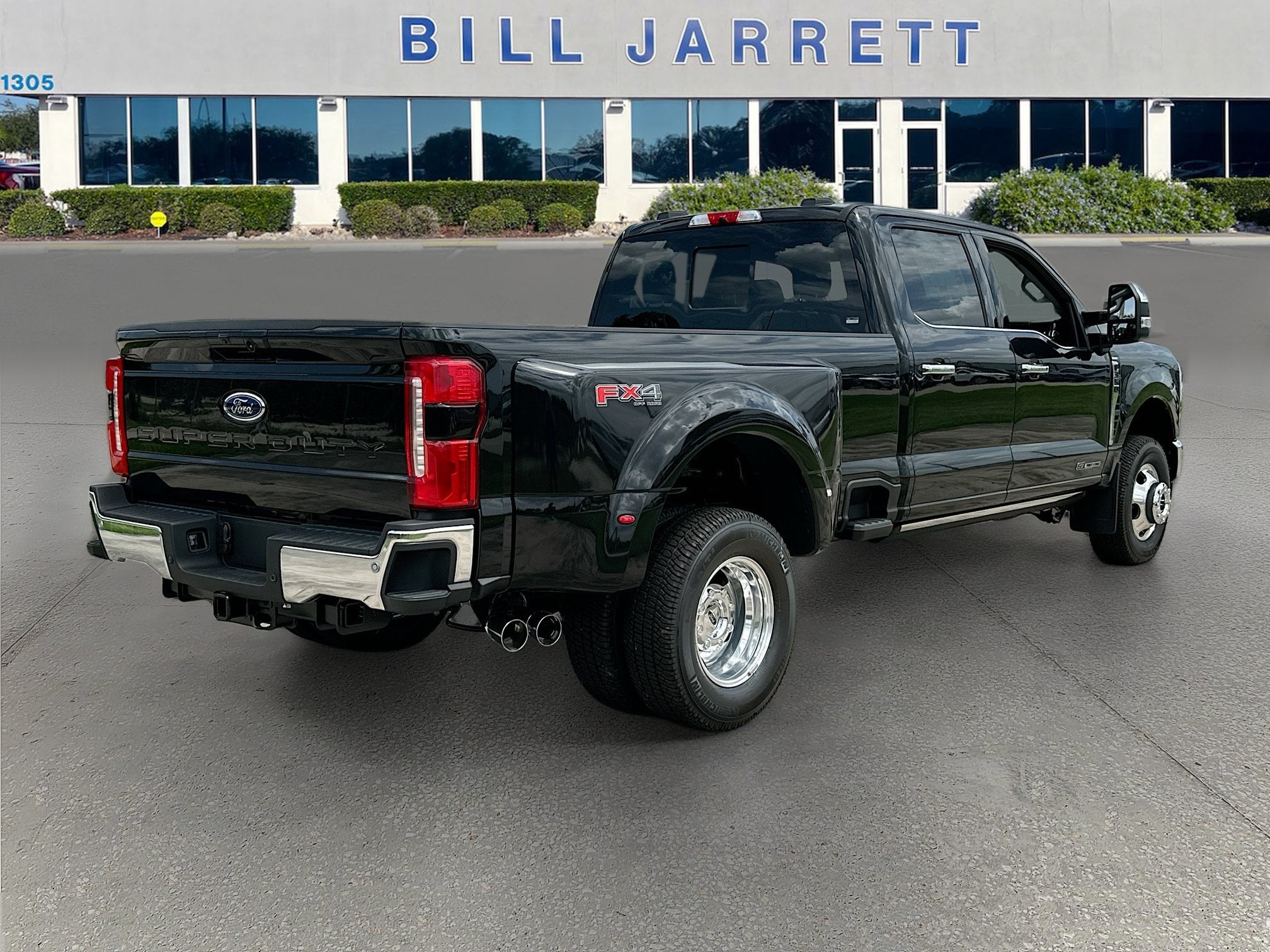2026 Ford Super Duty F-350 DRW F-350® Lariat®