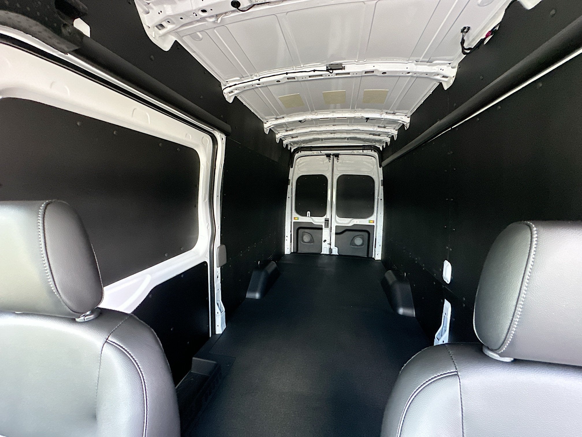 2026 Ford Transit Cargo Van T-350 148" EL Hi Rf 9500 GVWR RWD