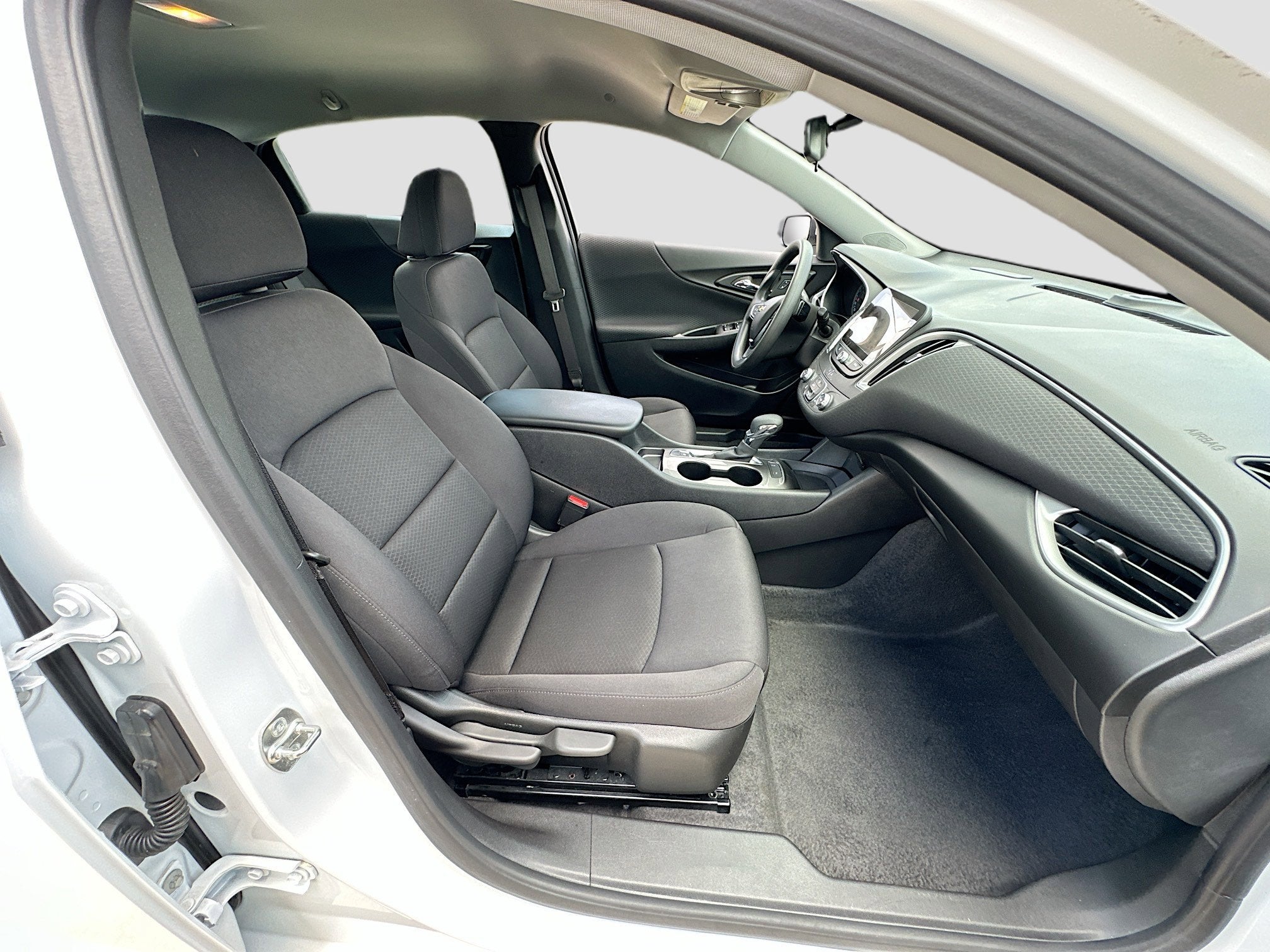 2024 Chevrolet Malibu LS
