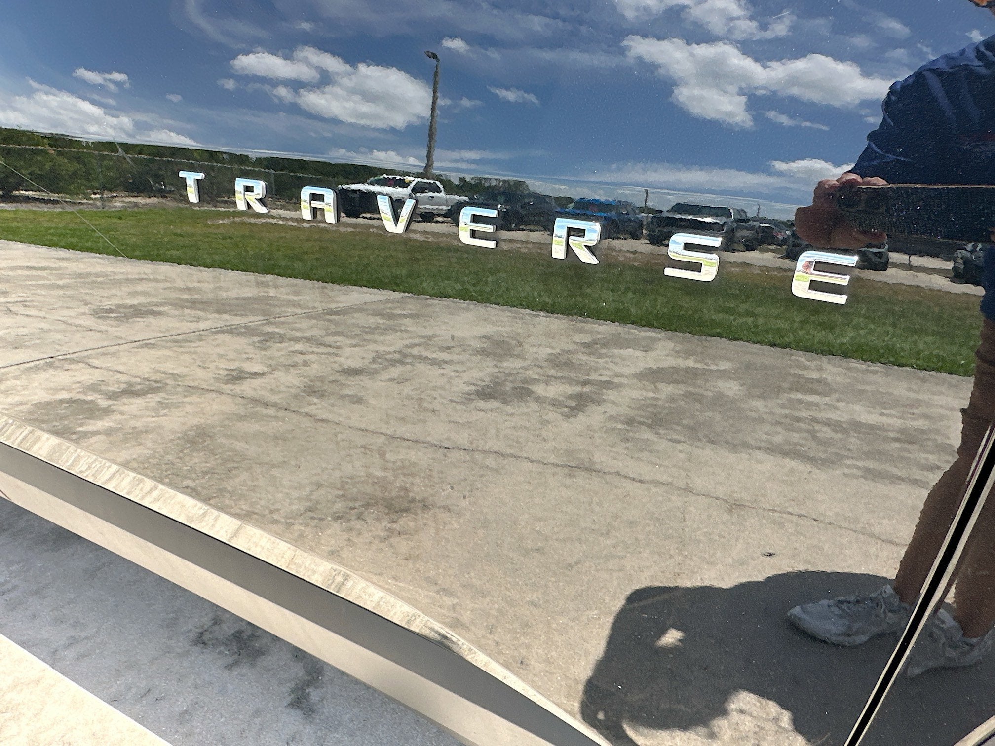 2023 Chevrolet Traverse LT Cloth