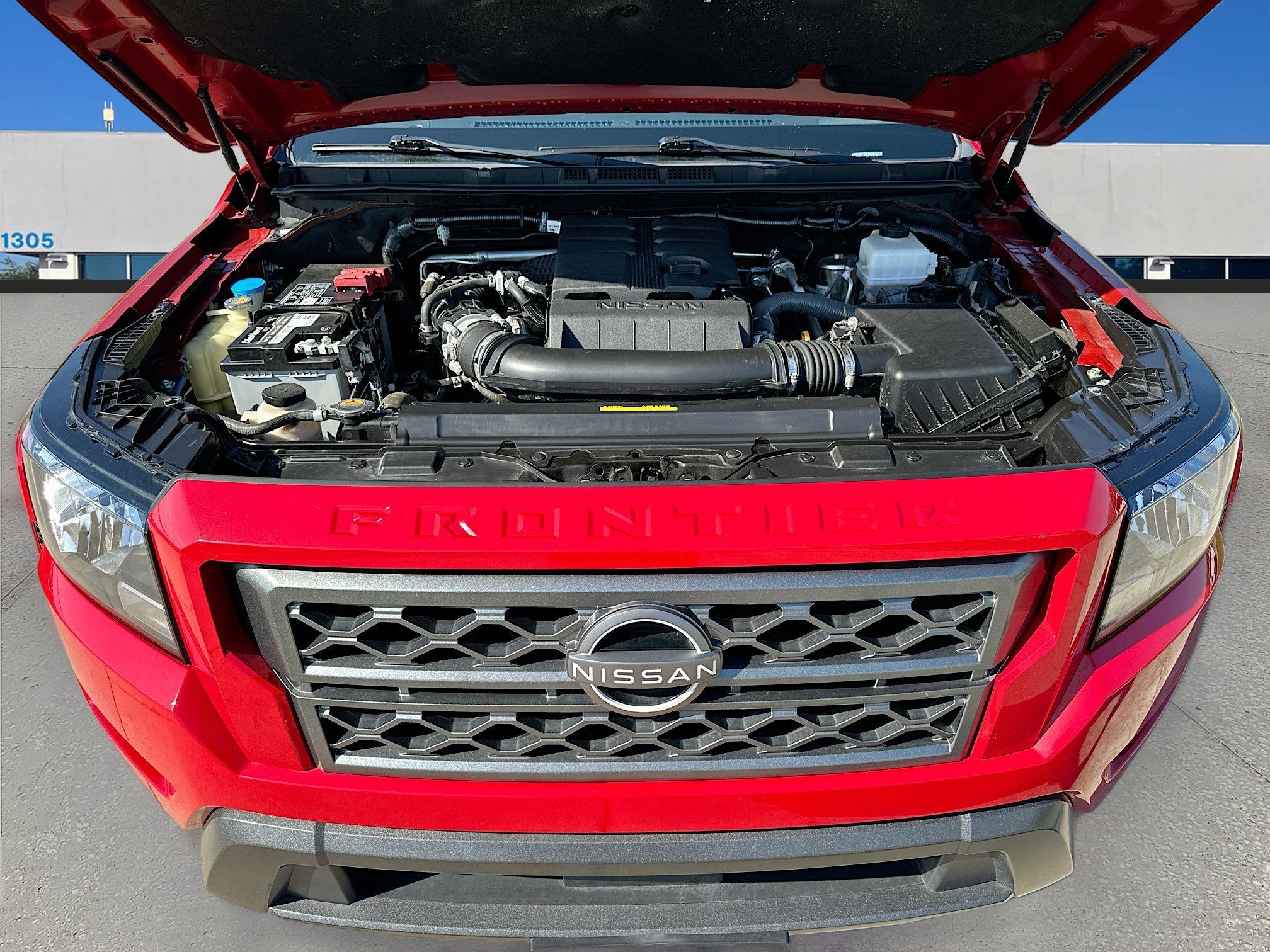 2023 Nissan Frontier SV