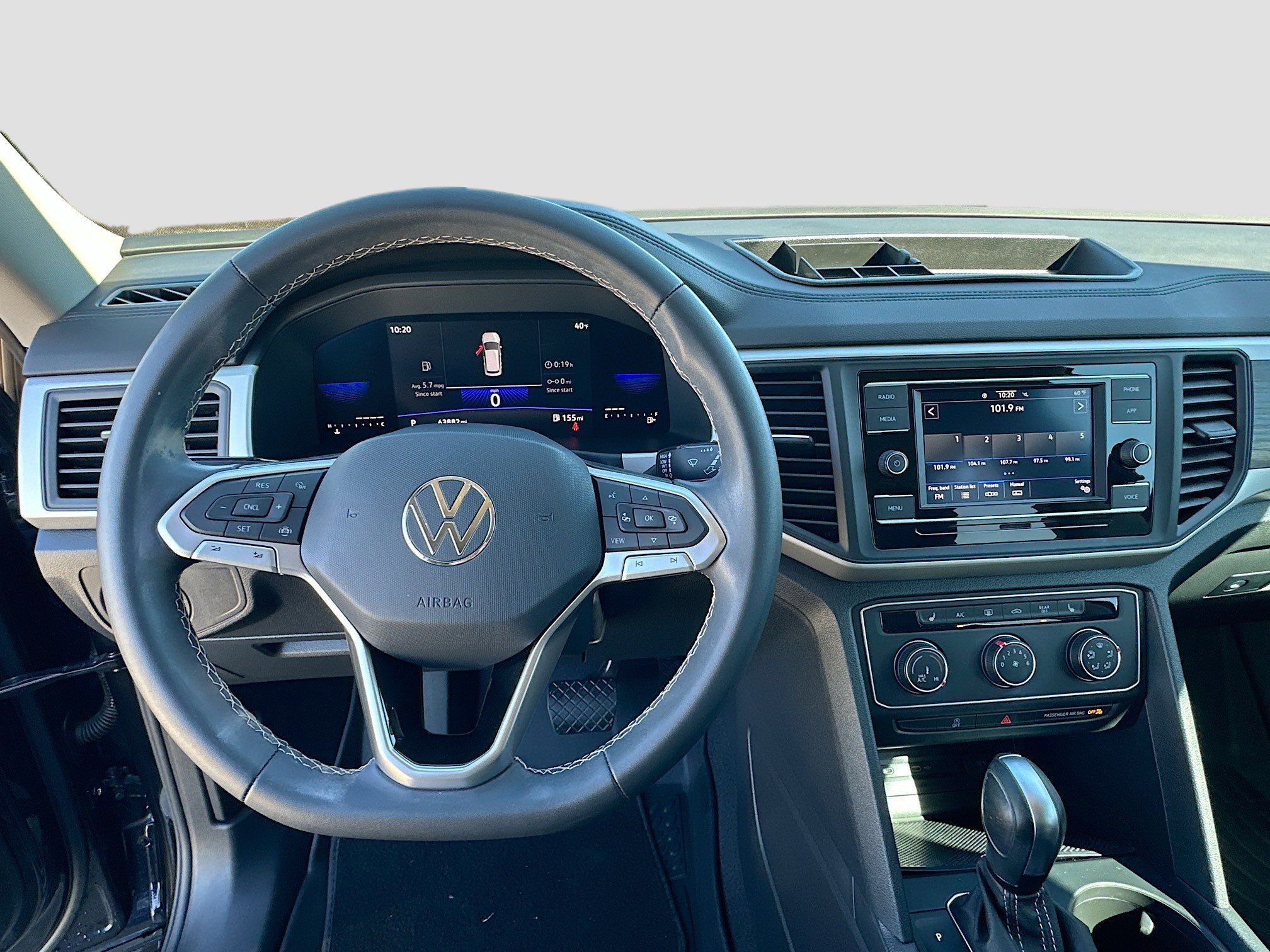 2023 Volkswagen Atlas 2.0T SE