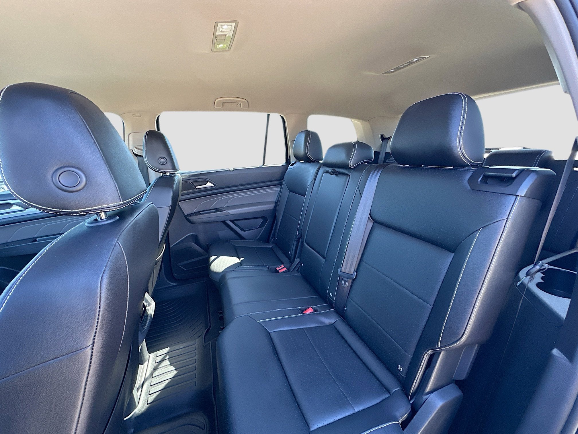 2023 Volkswagen Atlas 2.0T SE