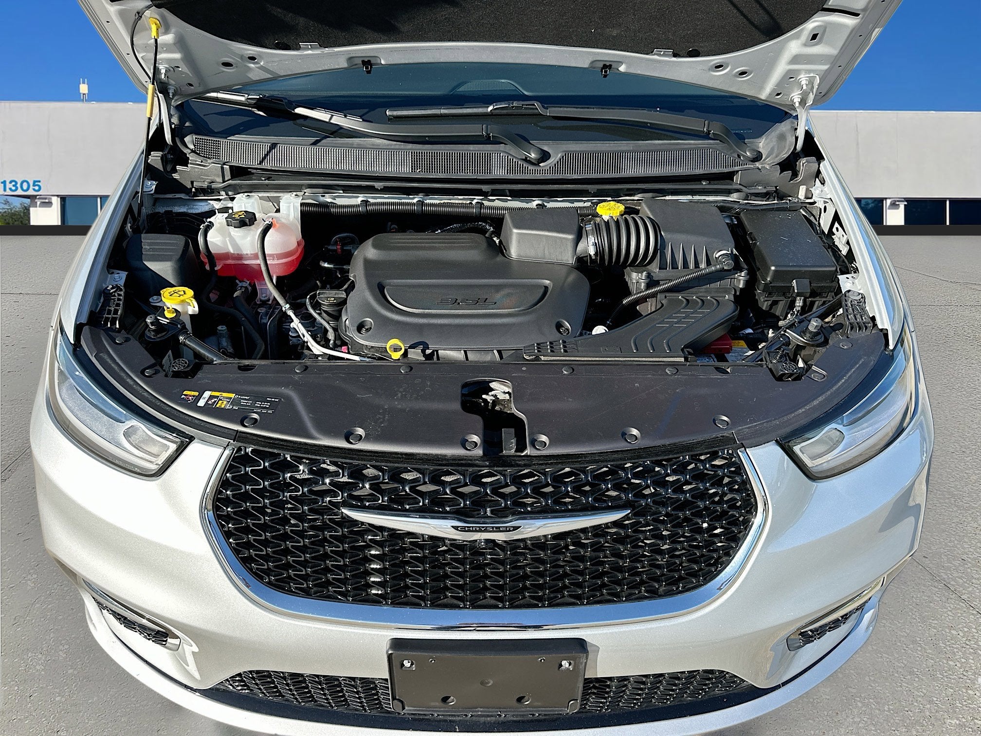 2024 Chrysler Pacifica Touring L