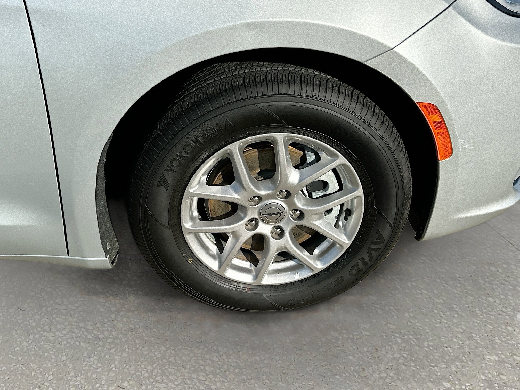 2024 Chrysler Pacifica Touring L