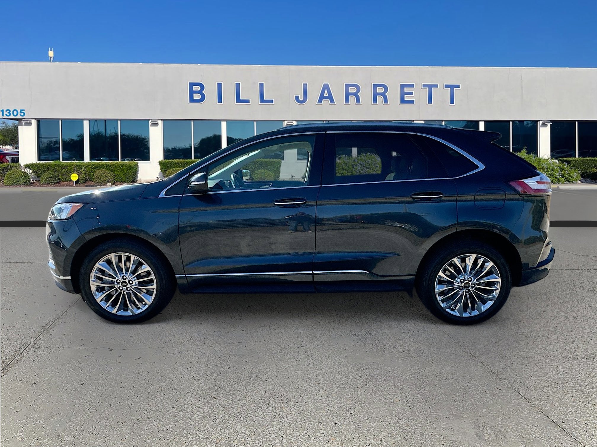 2022 Ford Edge Titanium