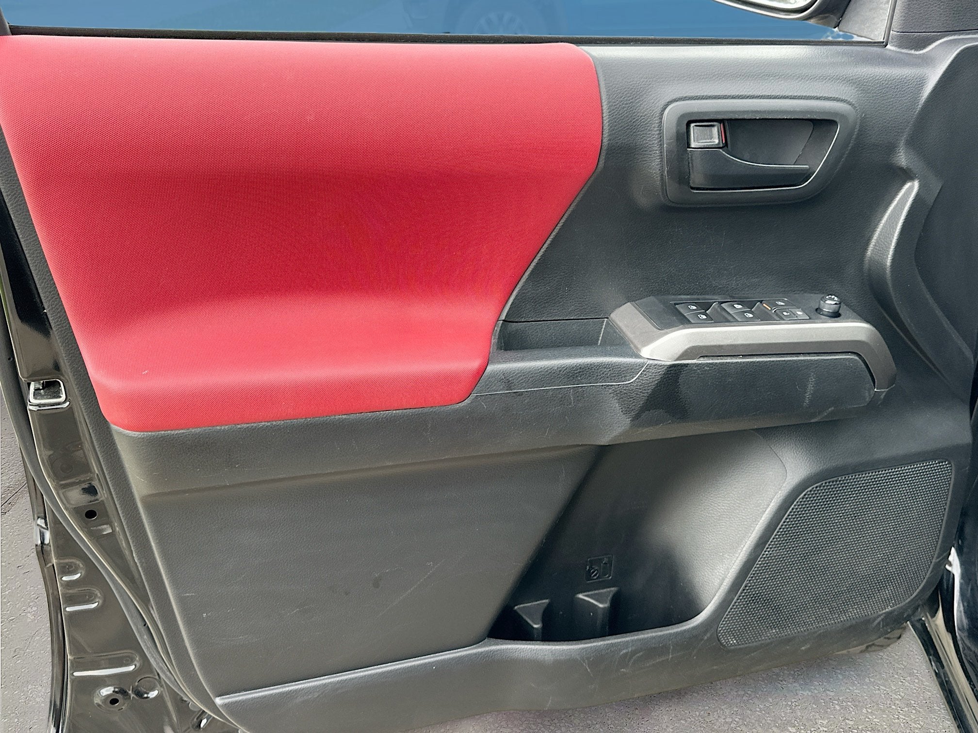 2022 Toyota Tacoma 2WD Base