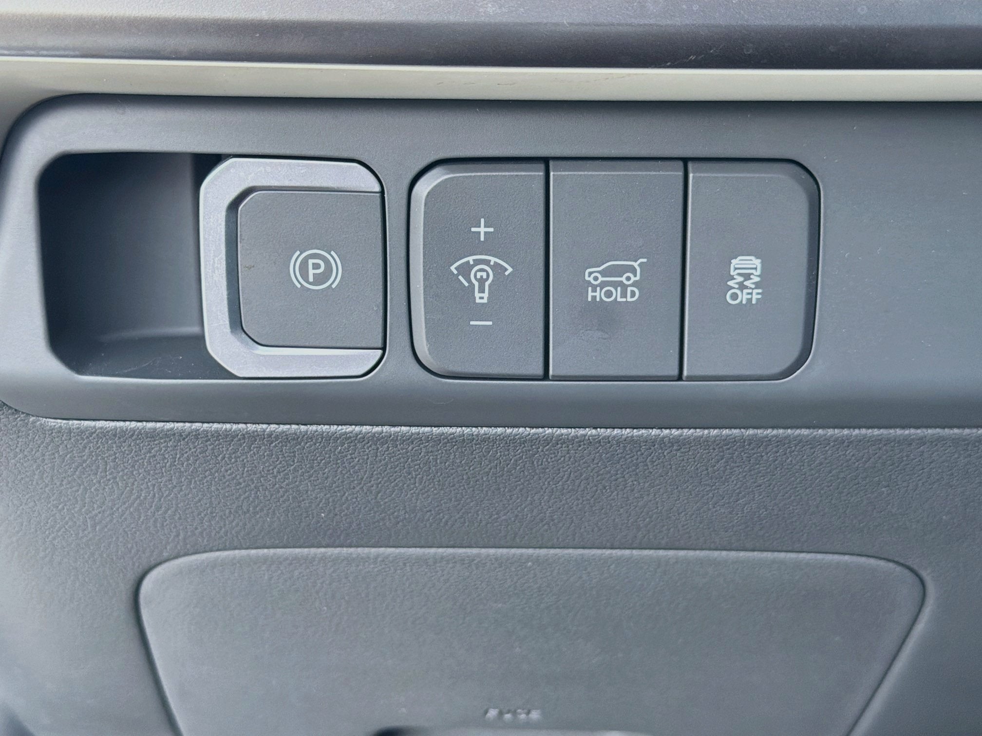 2026 Hyundai Santa Fe SE - Photo 13