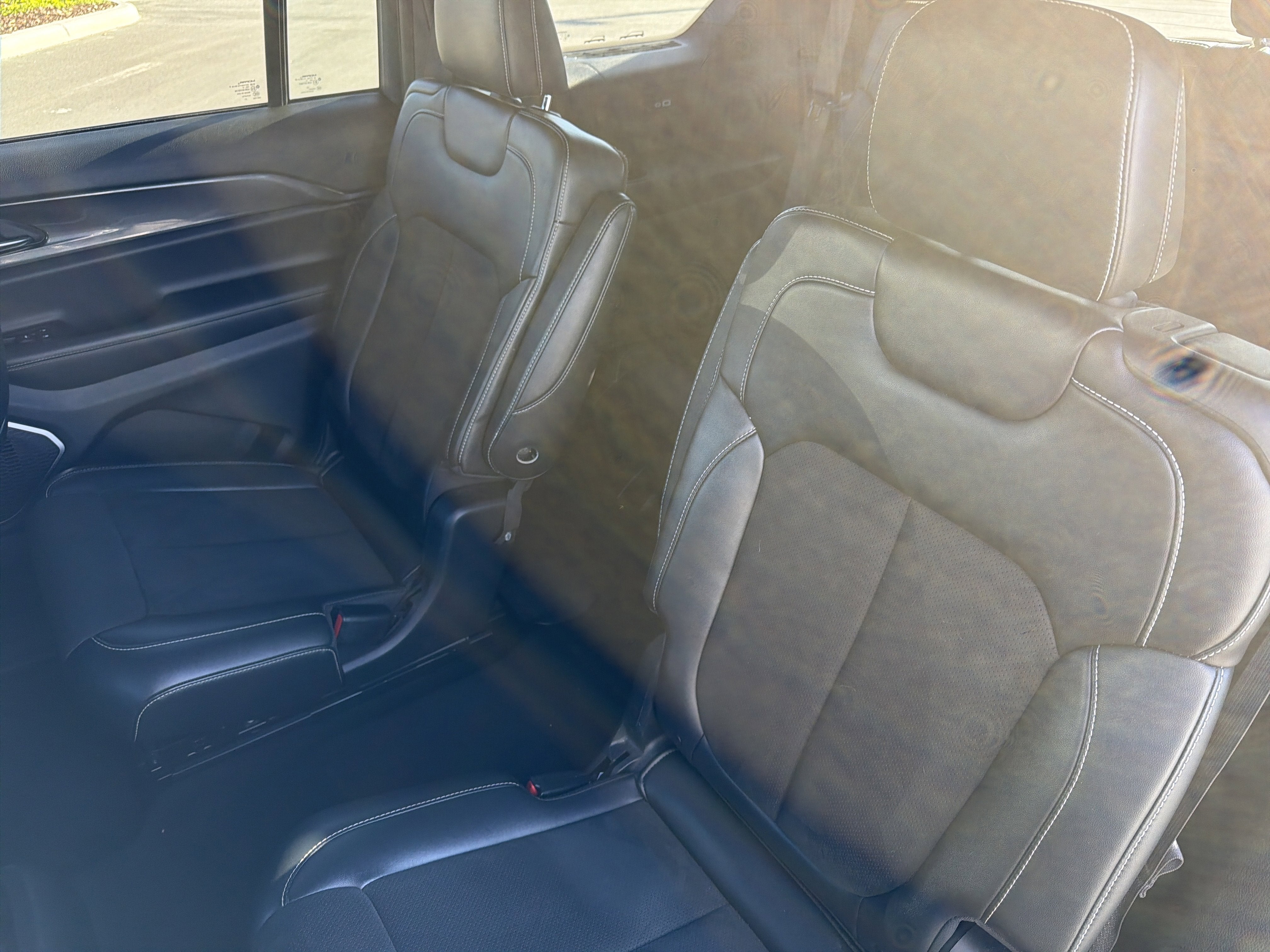 2022 Jeep Grand Cherokee L Altitude