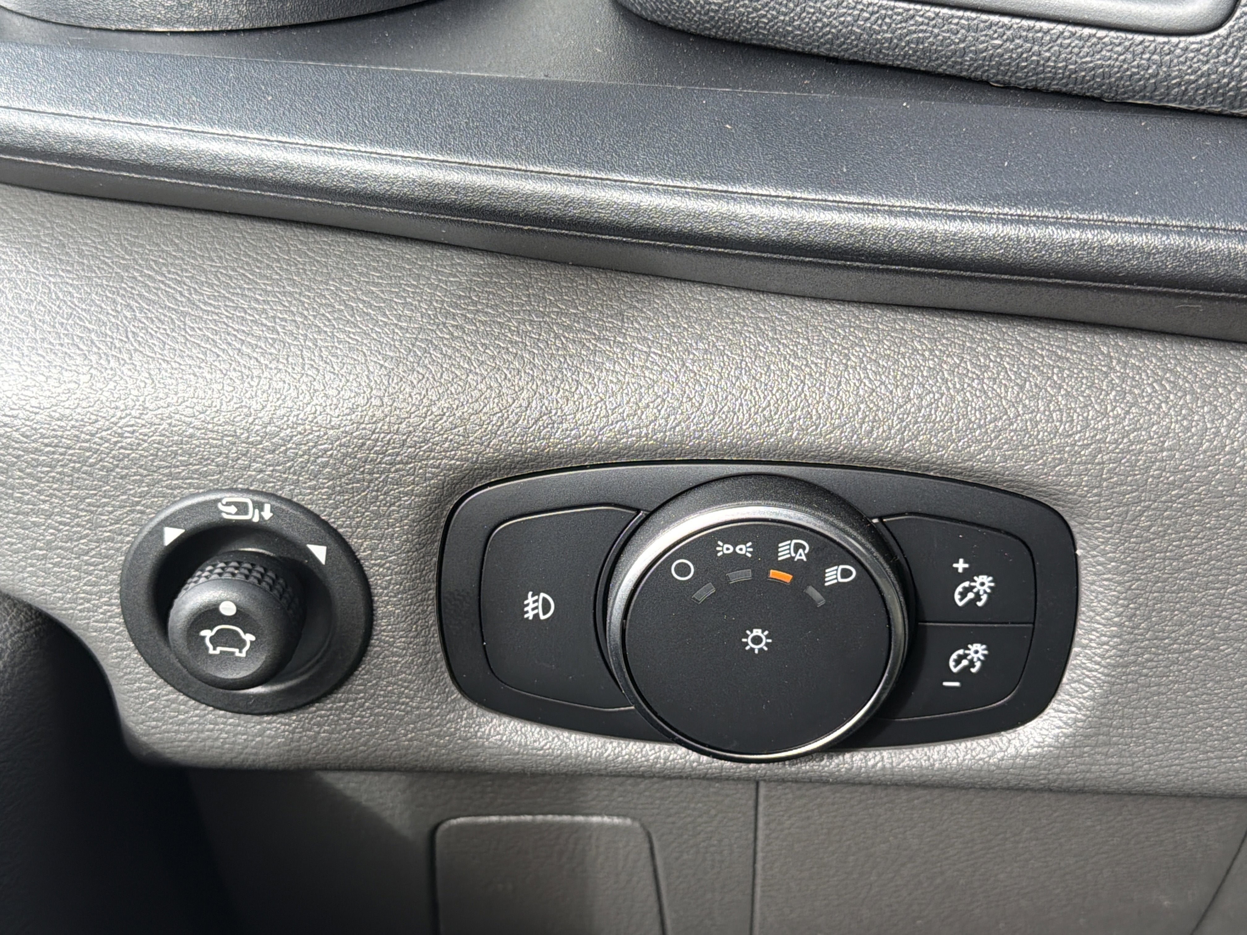 2026 Ford Transit-350 XLT