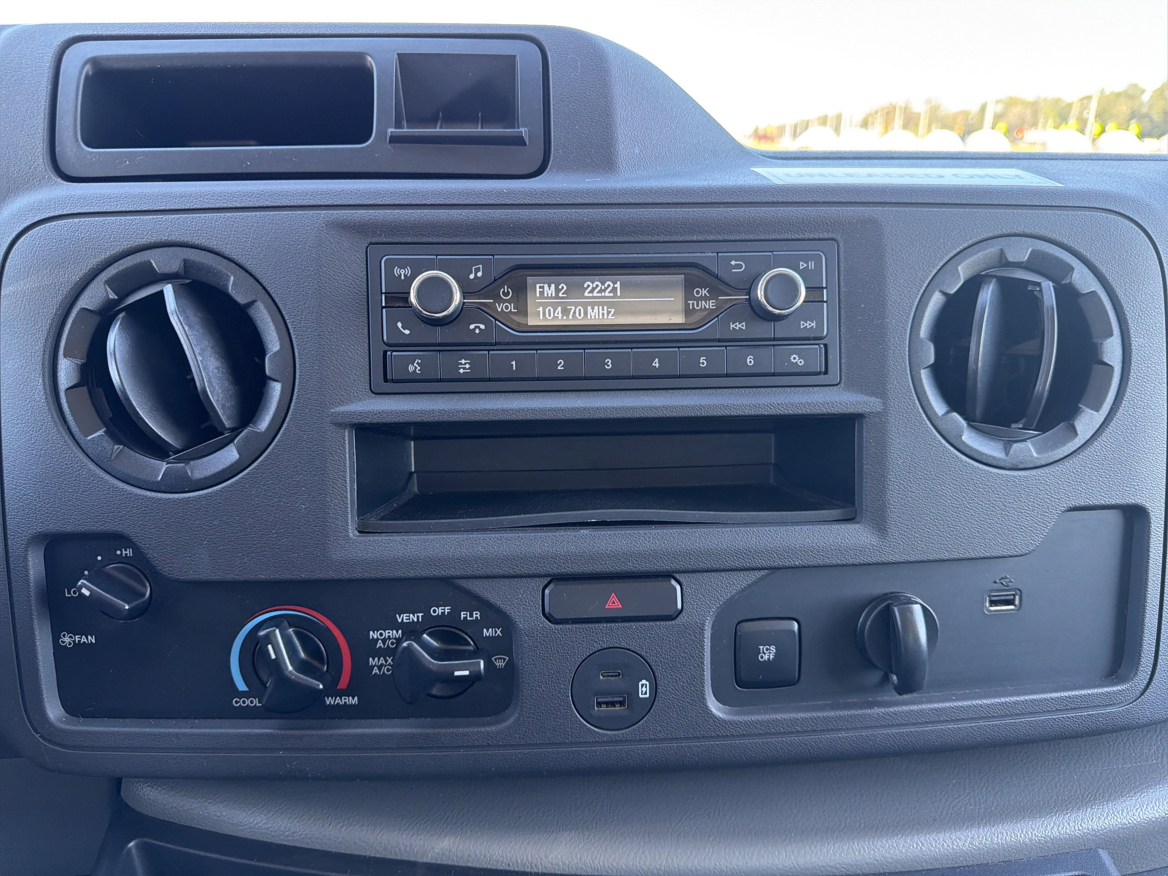 2024 Ford E-450SD Base