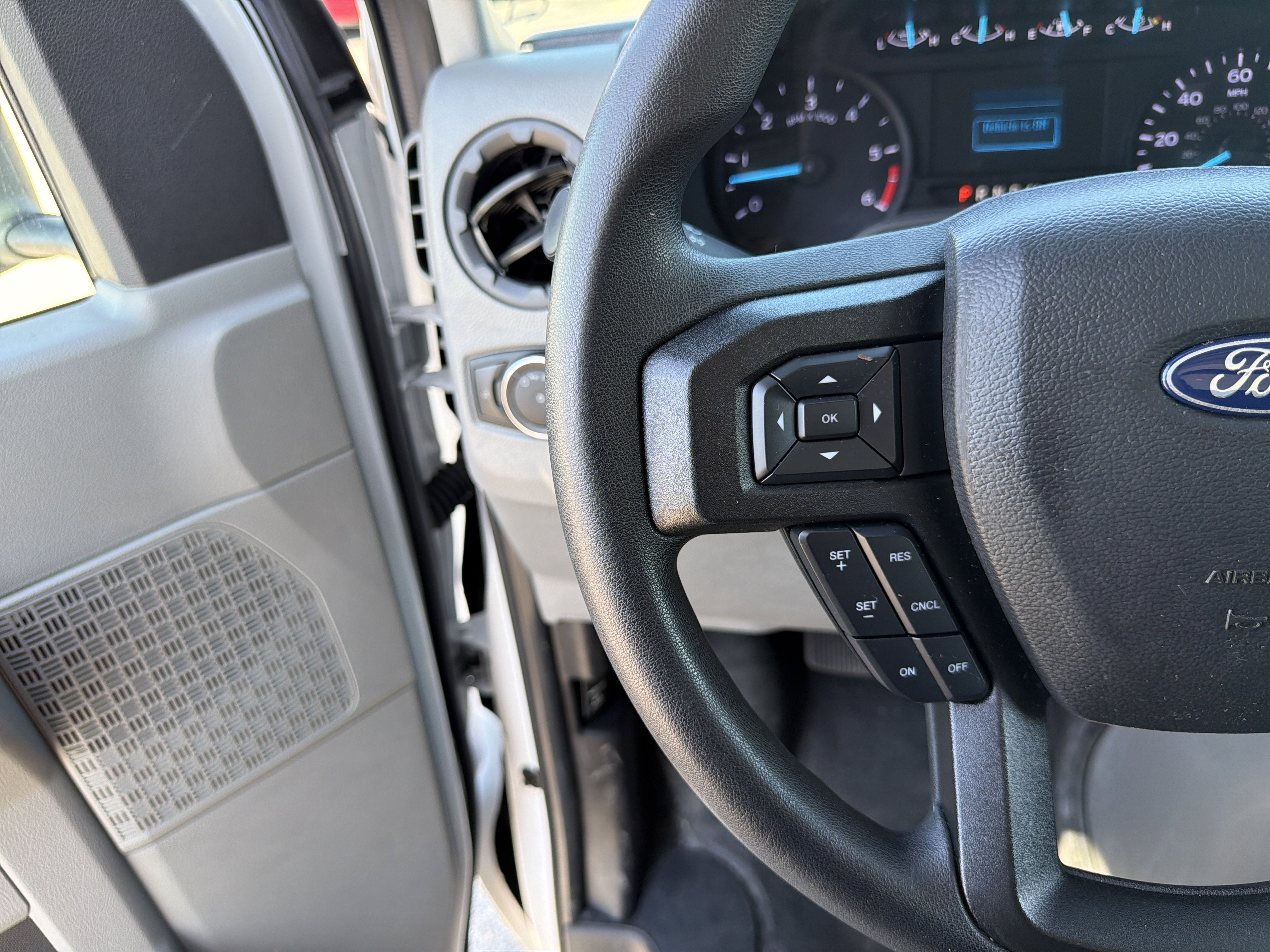 2024 Ford E-450SD Base