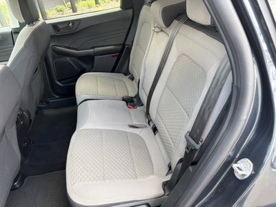 2022 Ford Escape Hybrid SE