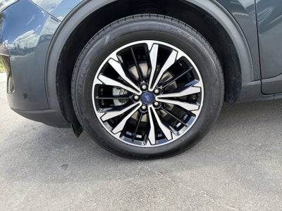 2022 Ford Escape Hybrid SE