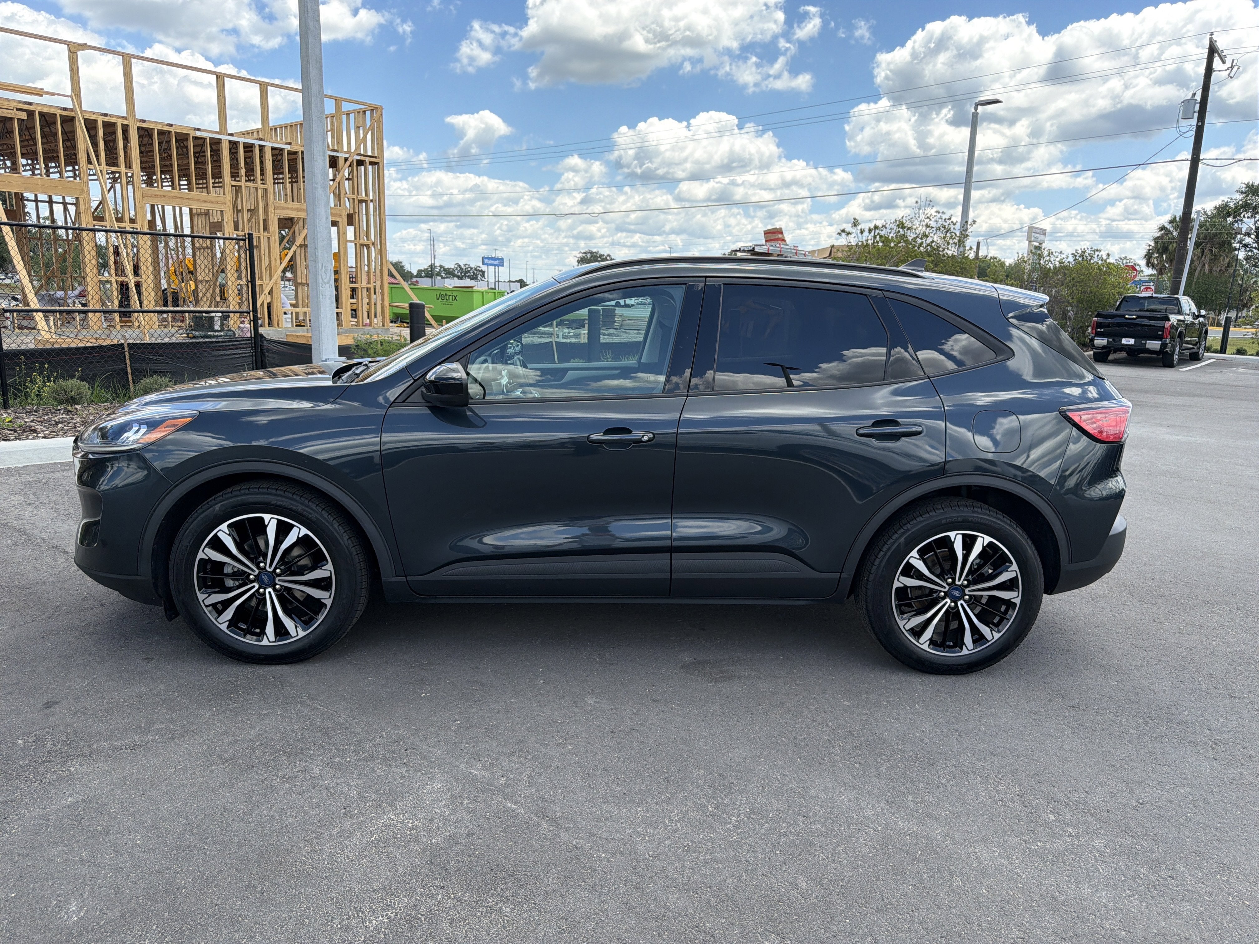 2022 Ford Escape Hybrid SE