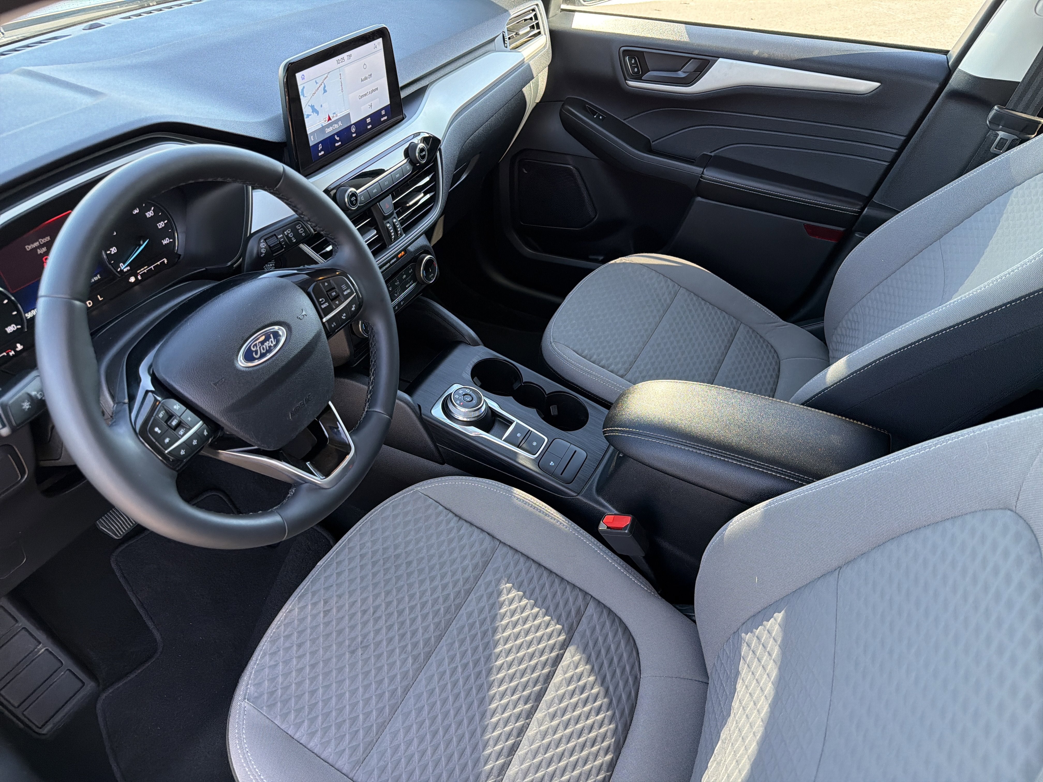 2022 Ford Escape SE Hybrid