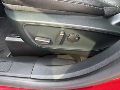 2022 Ford Escape Hybrid Titanium