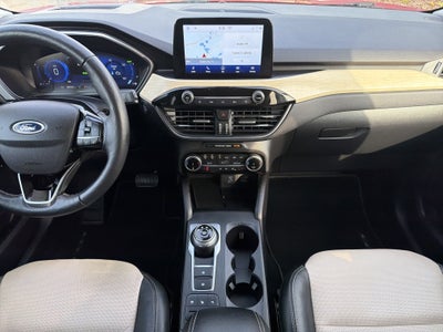 2022 Ford Escape Hybrid Titanium