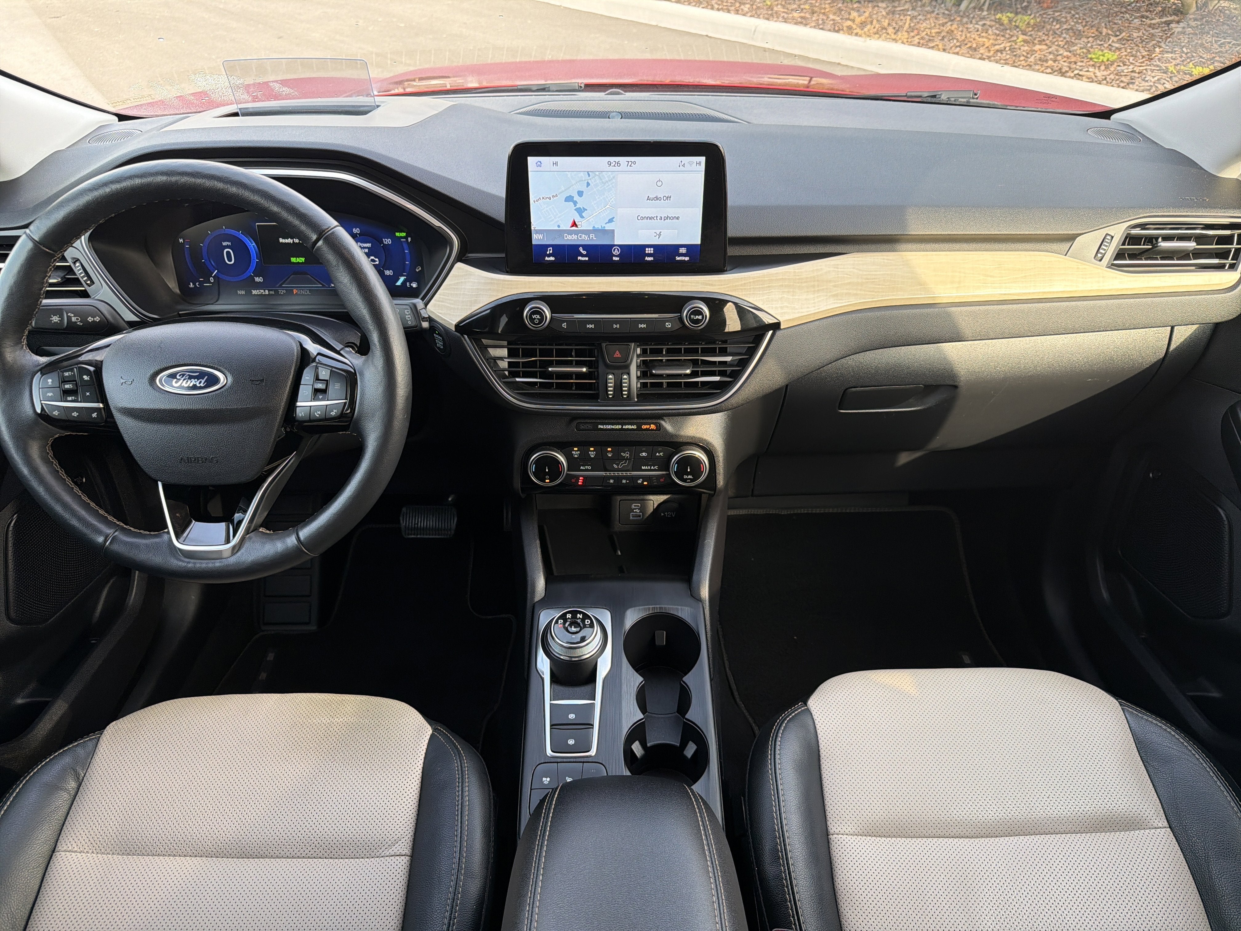 2022 Ford Escape Hybrid Titanium