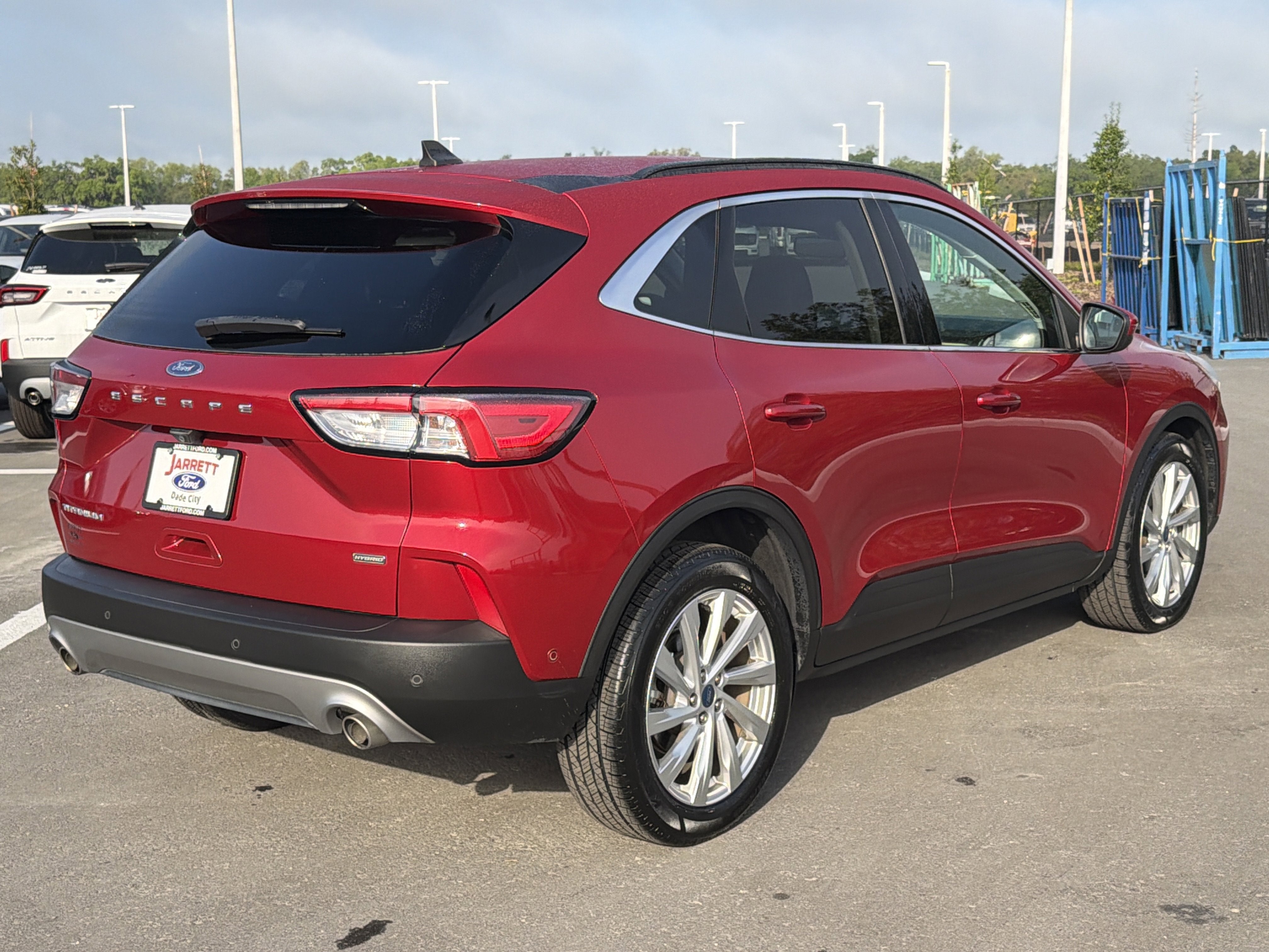 2022 Ford Escape Hybrid Titanium