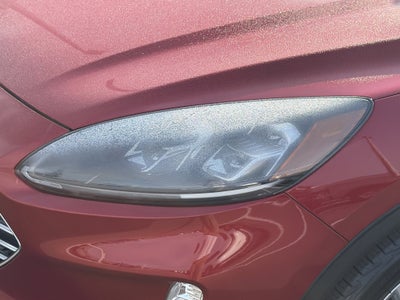 2022 Ford Escape Hybrid Titanium