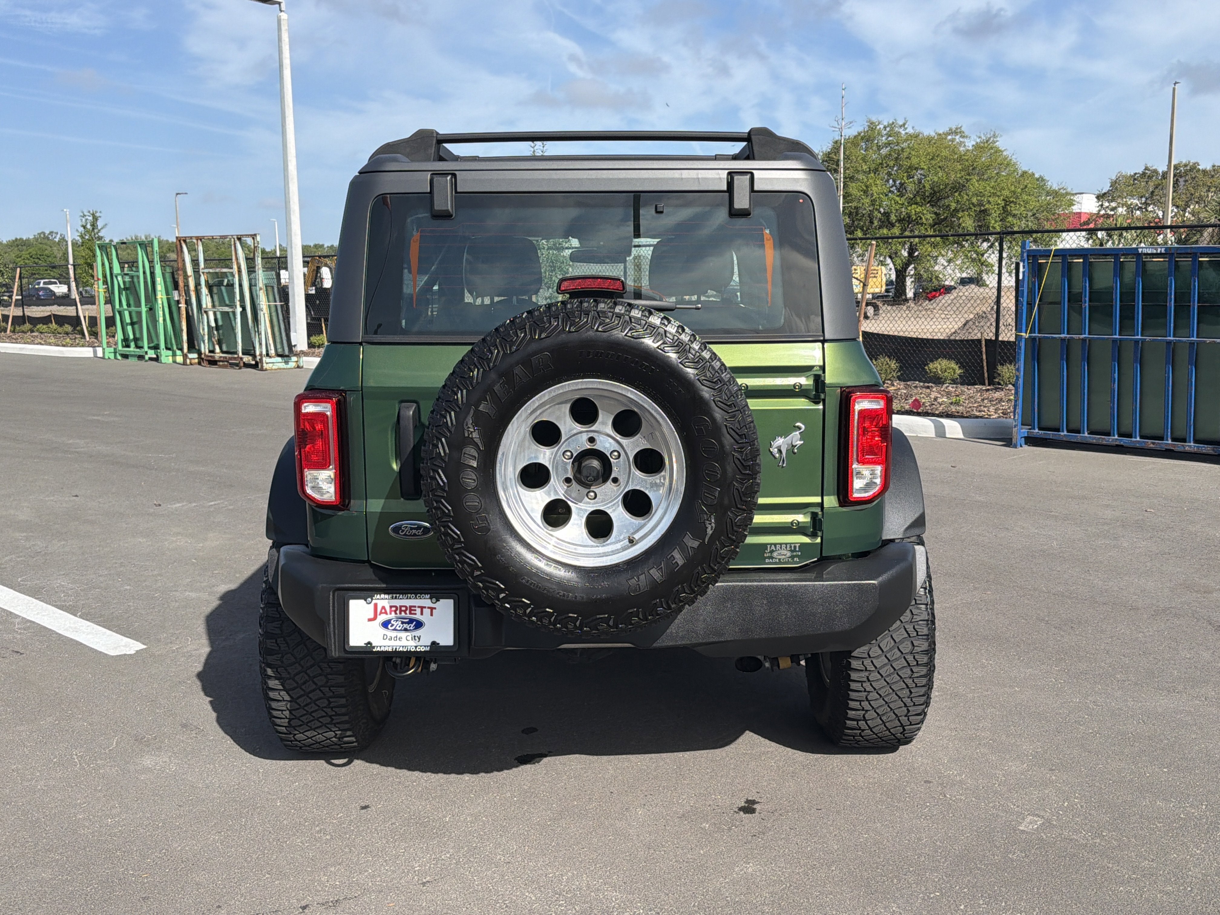 2023 Ford Bronco Base