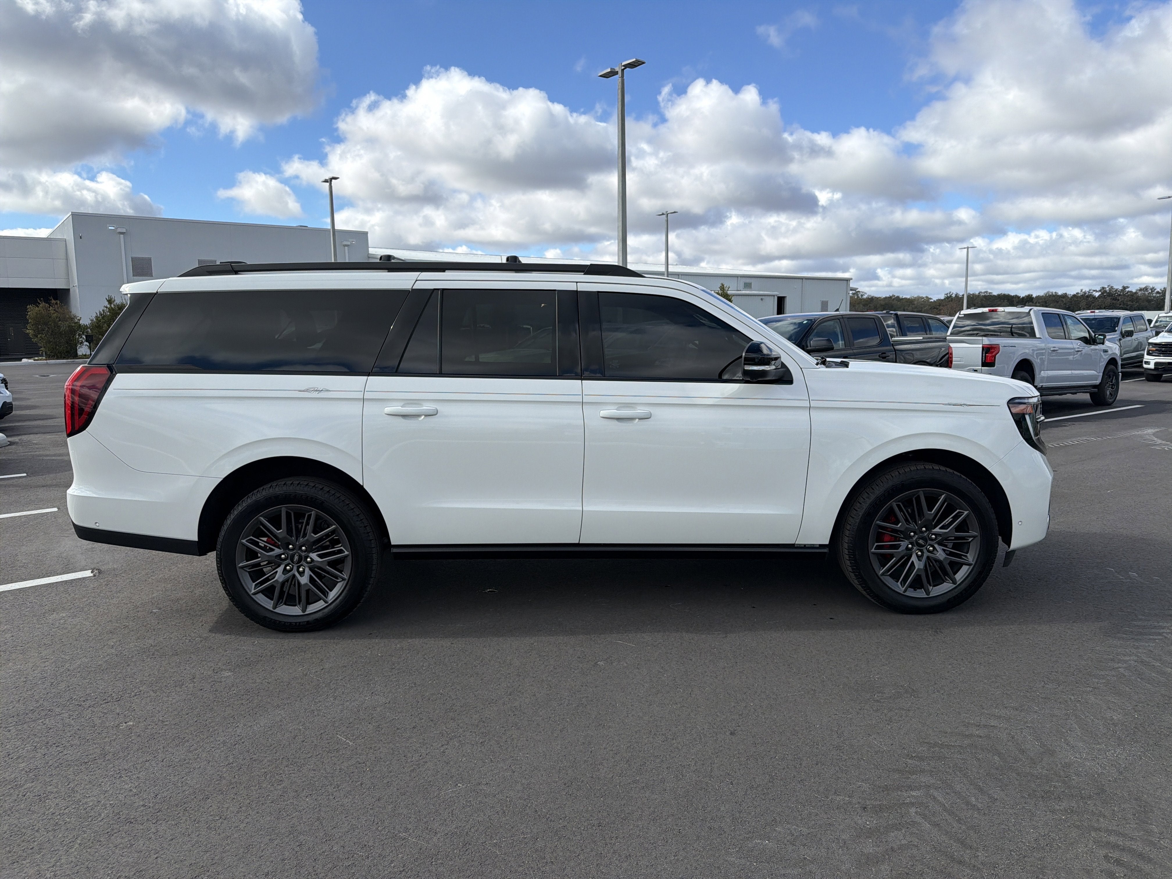 2025 Ford Expedition Max Platinum