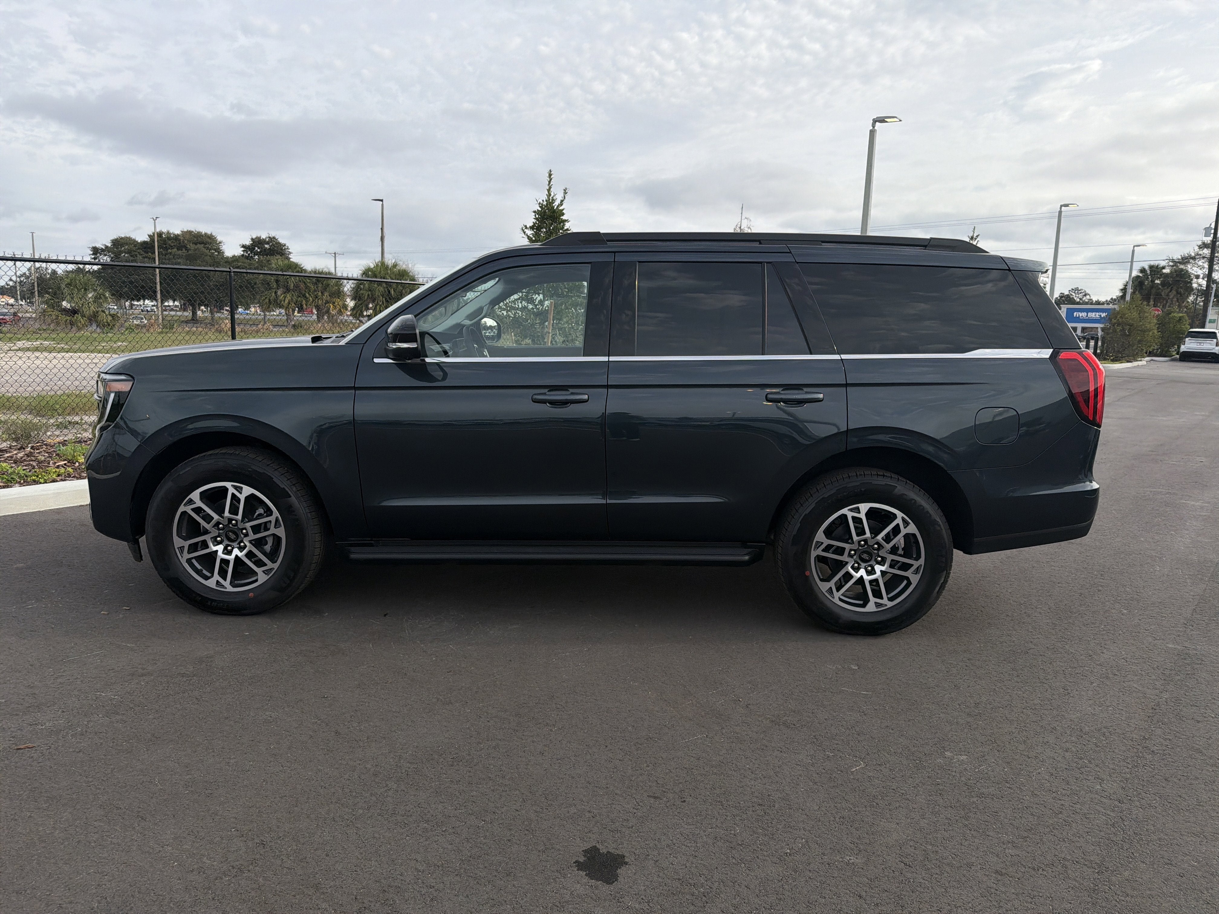 2026 Ford Expedition Active