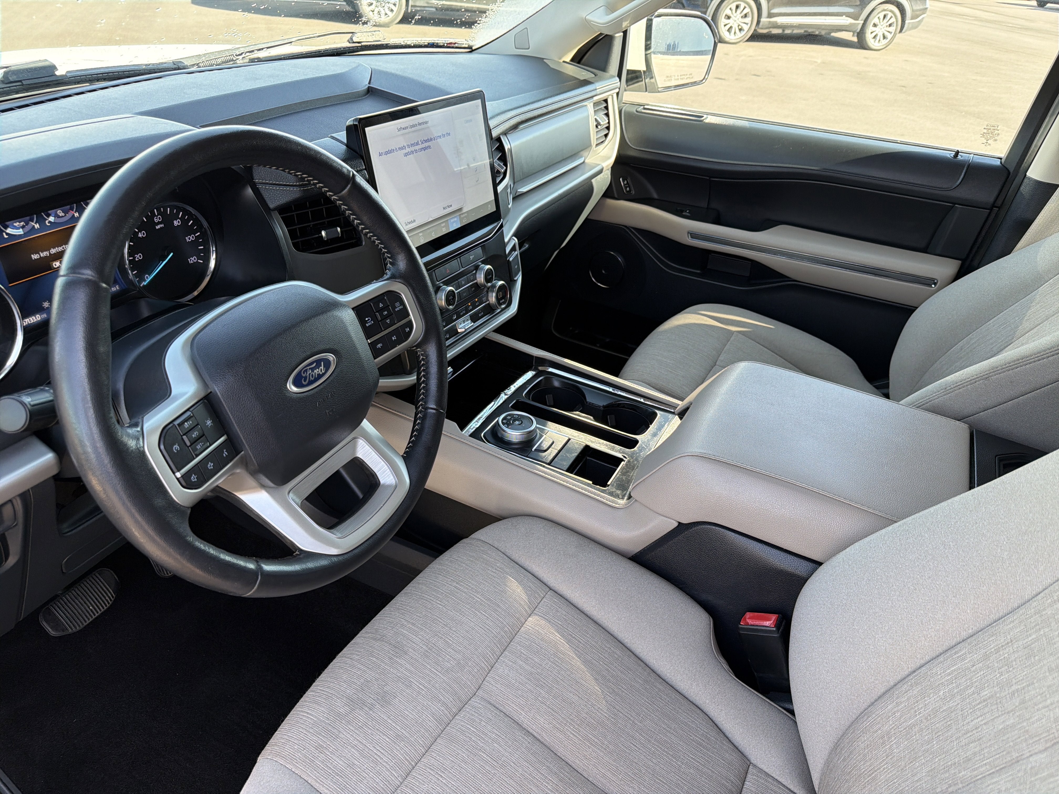 2022 Ford Expedition XLT