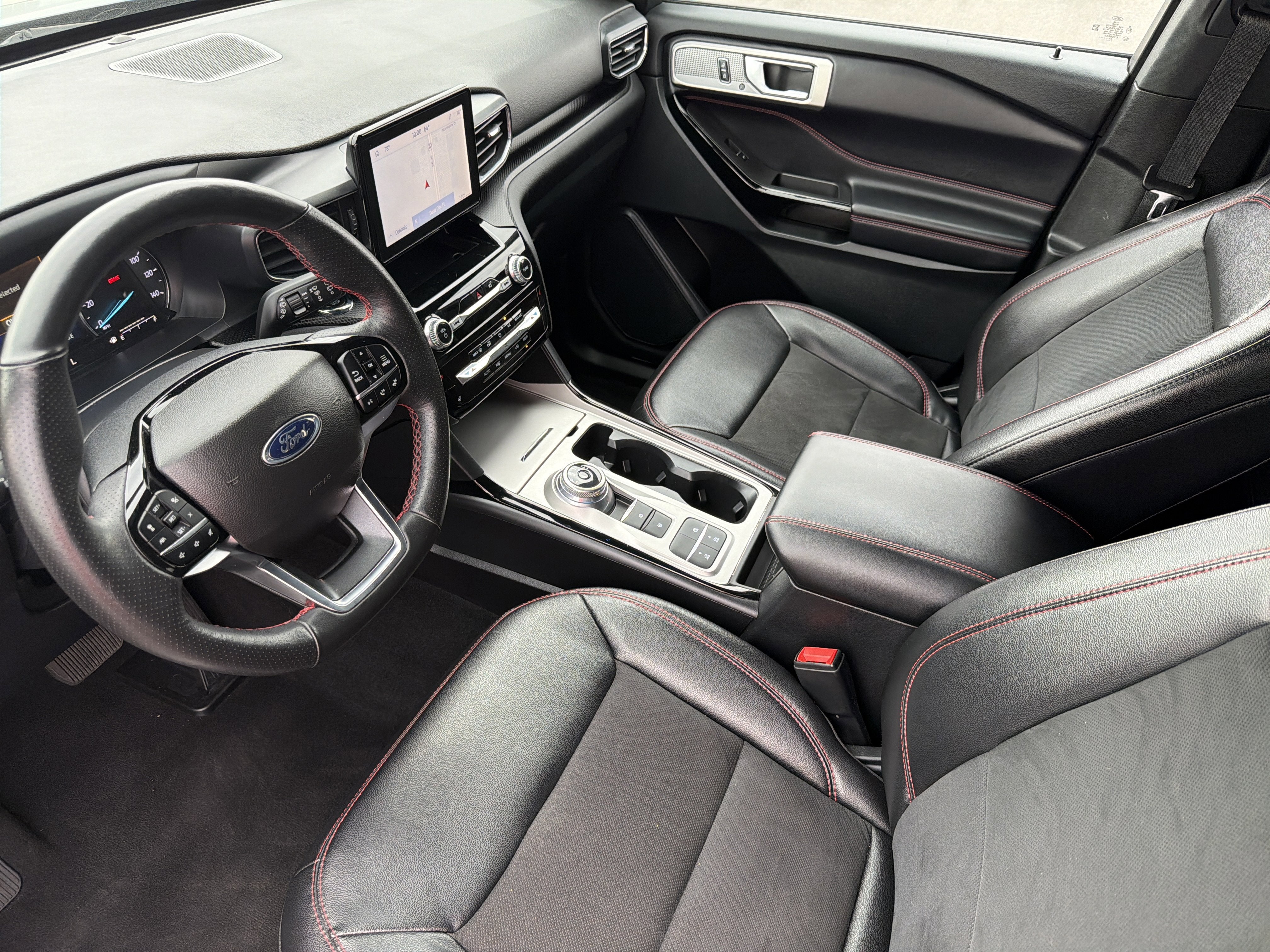 2023 Ford Explorer ST-Line