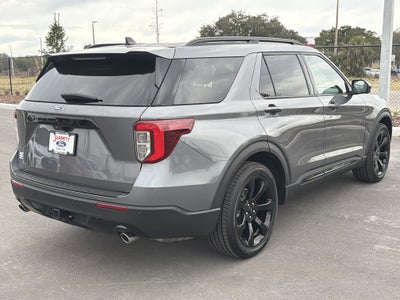 2023 Ford Explorer ST-Line