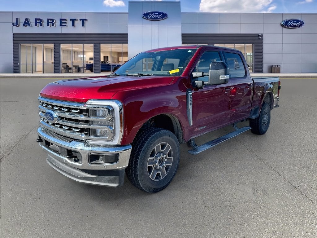 2025 Ford F-350SD Lariat