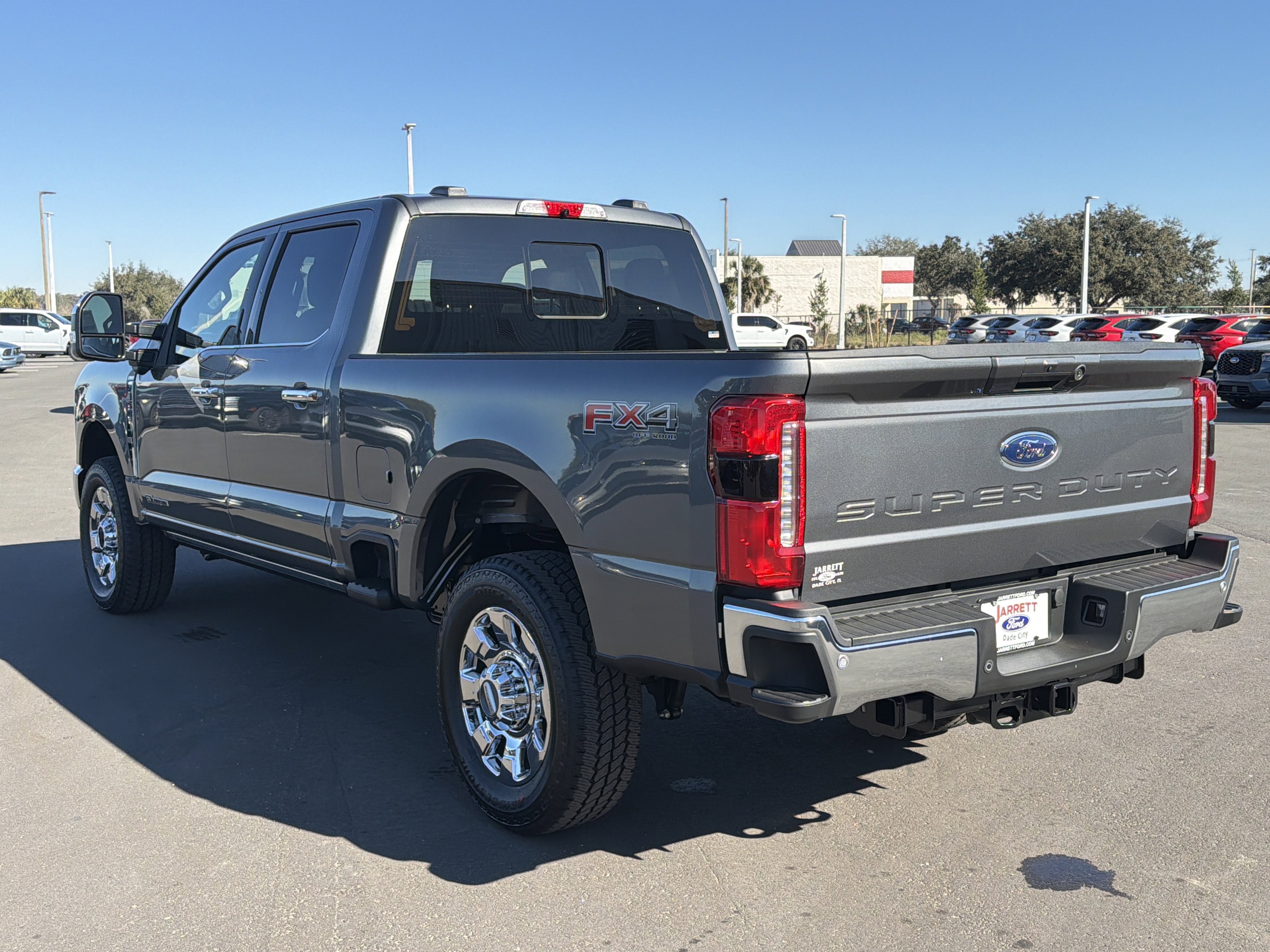 2026 Ford F-350SD Lariat