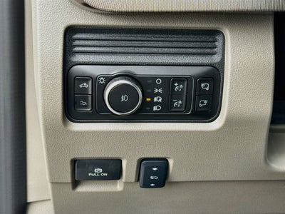 2027 Ford F-350SD Platinum DRW