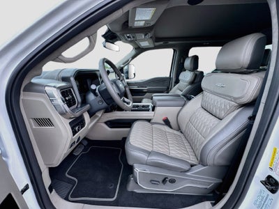 2027 Ford F-350SD Platinum DRW