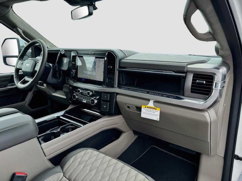 2027 Ford F-350SD Platinum DRW