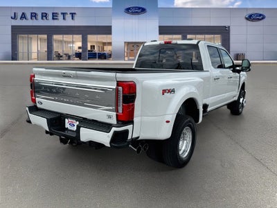 2027 Ford F-350SD Platinum DRW